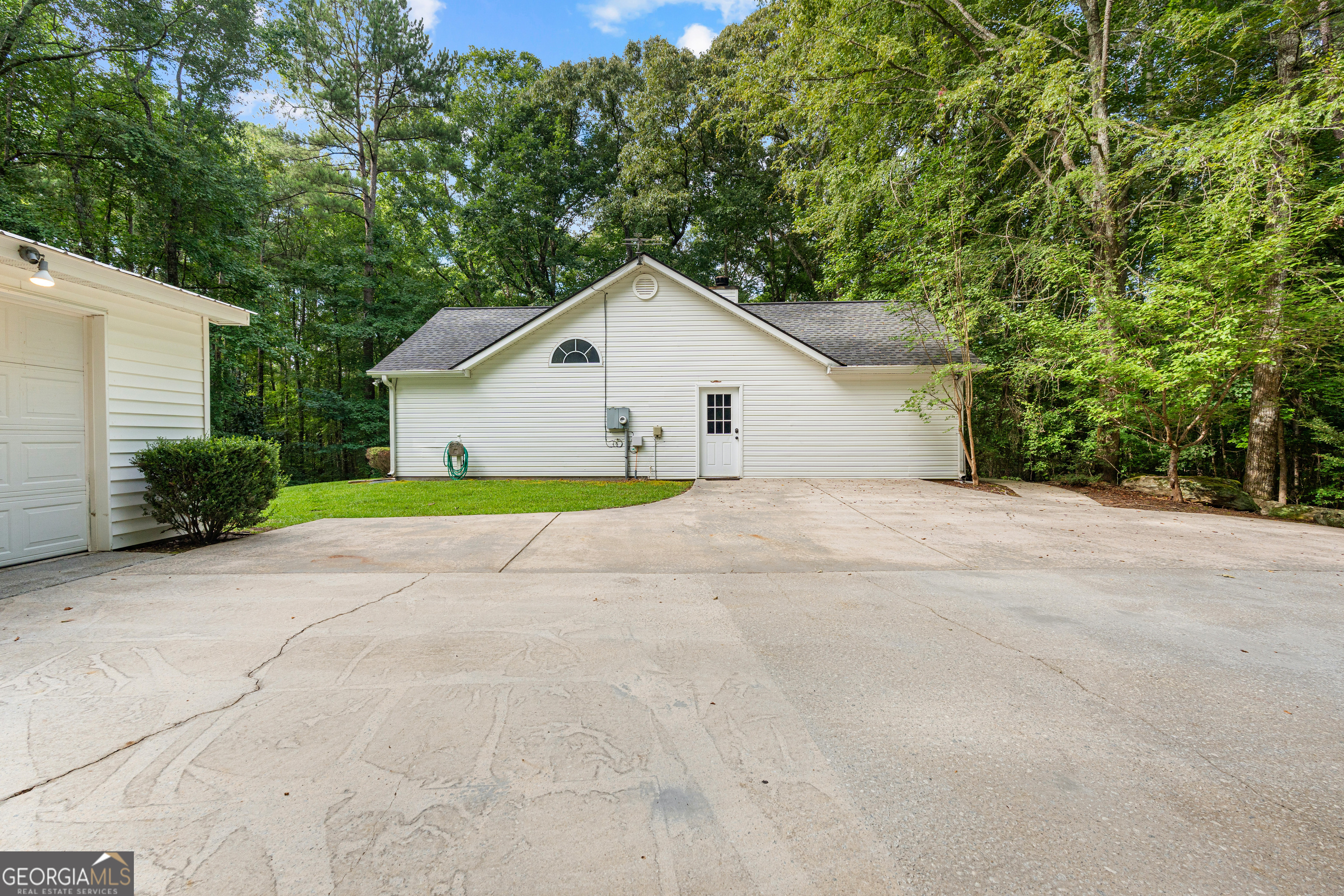 270 Hendrix Road Property Photo 28