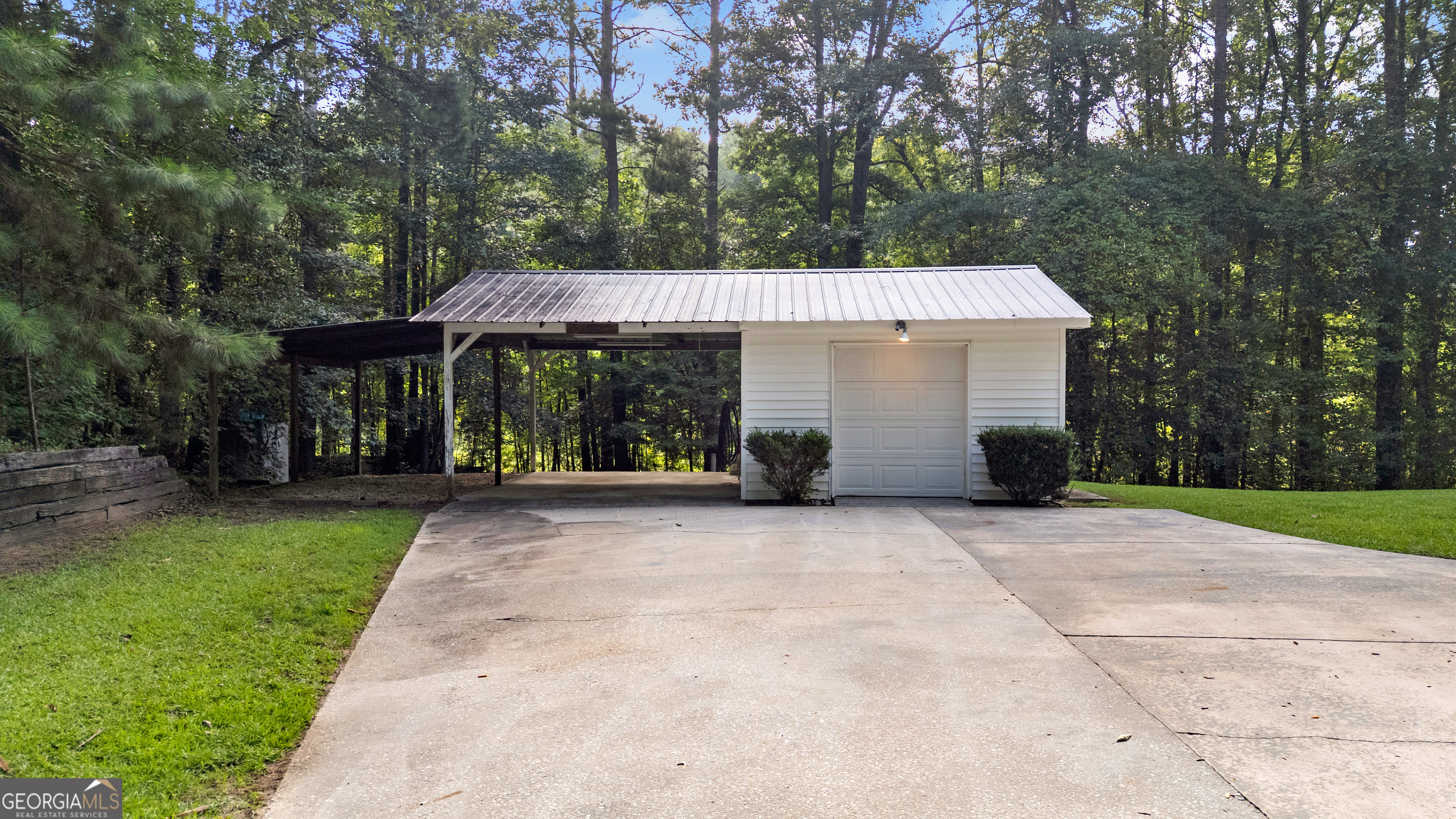 270 Hendrix Road Property Photo 35