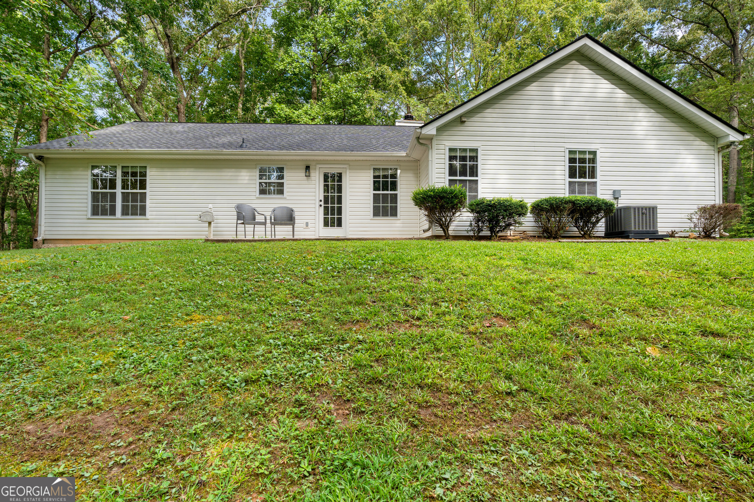 270 Hendrix Road Property Photo 40