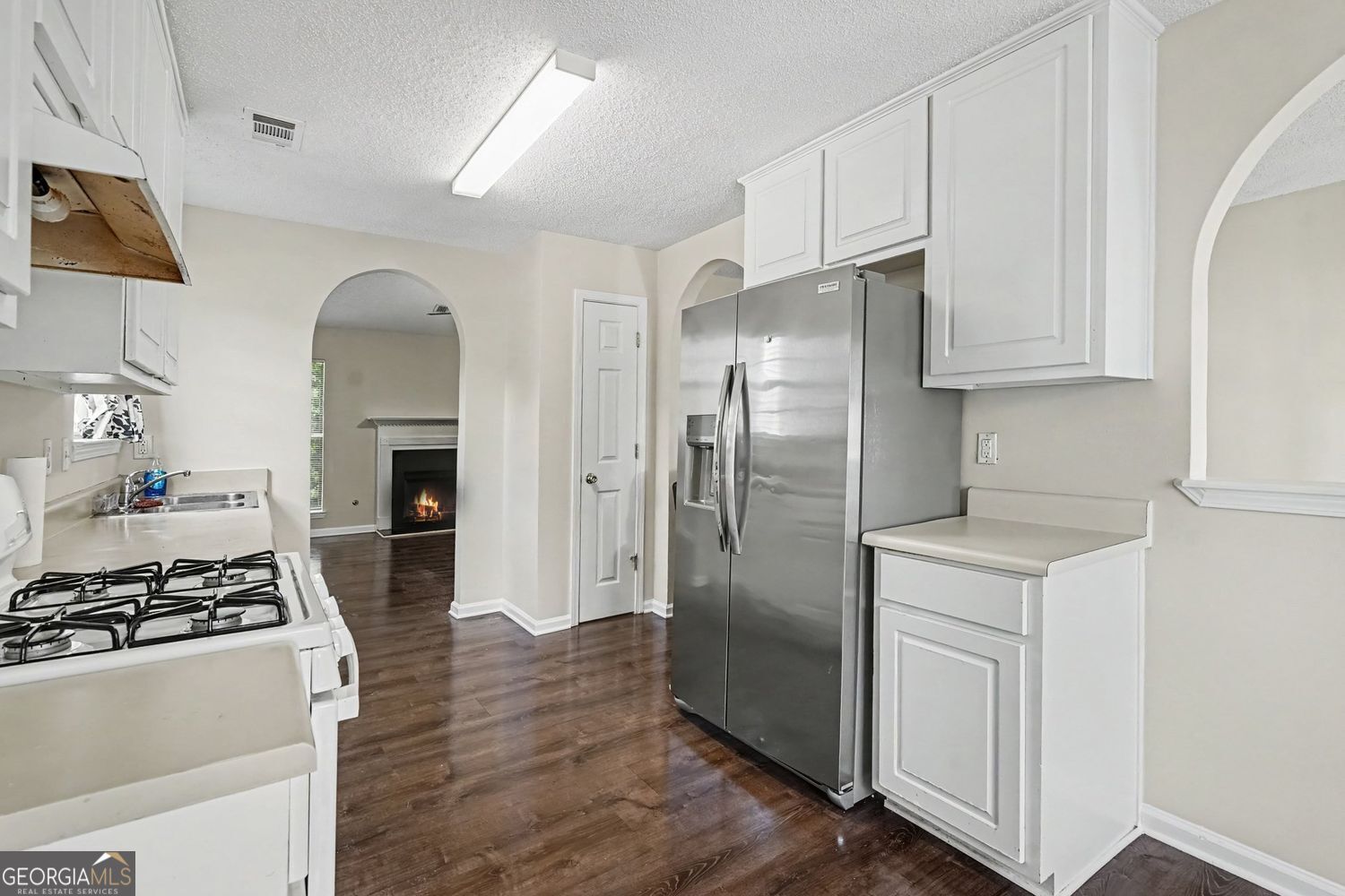 4824 Buchli Lane Property Photo 14