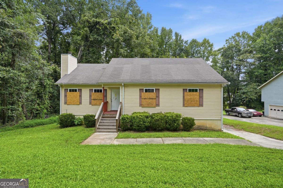 6013 Radford Drive Property Photo 1