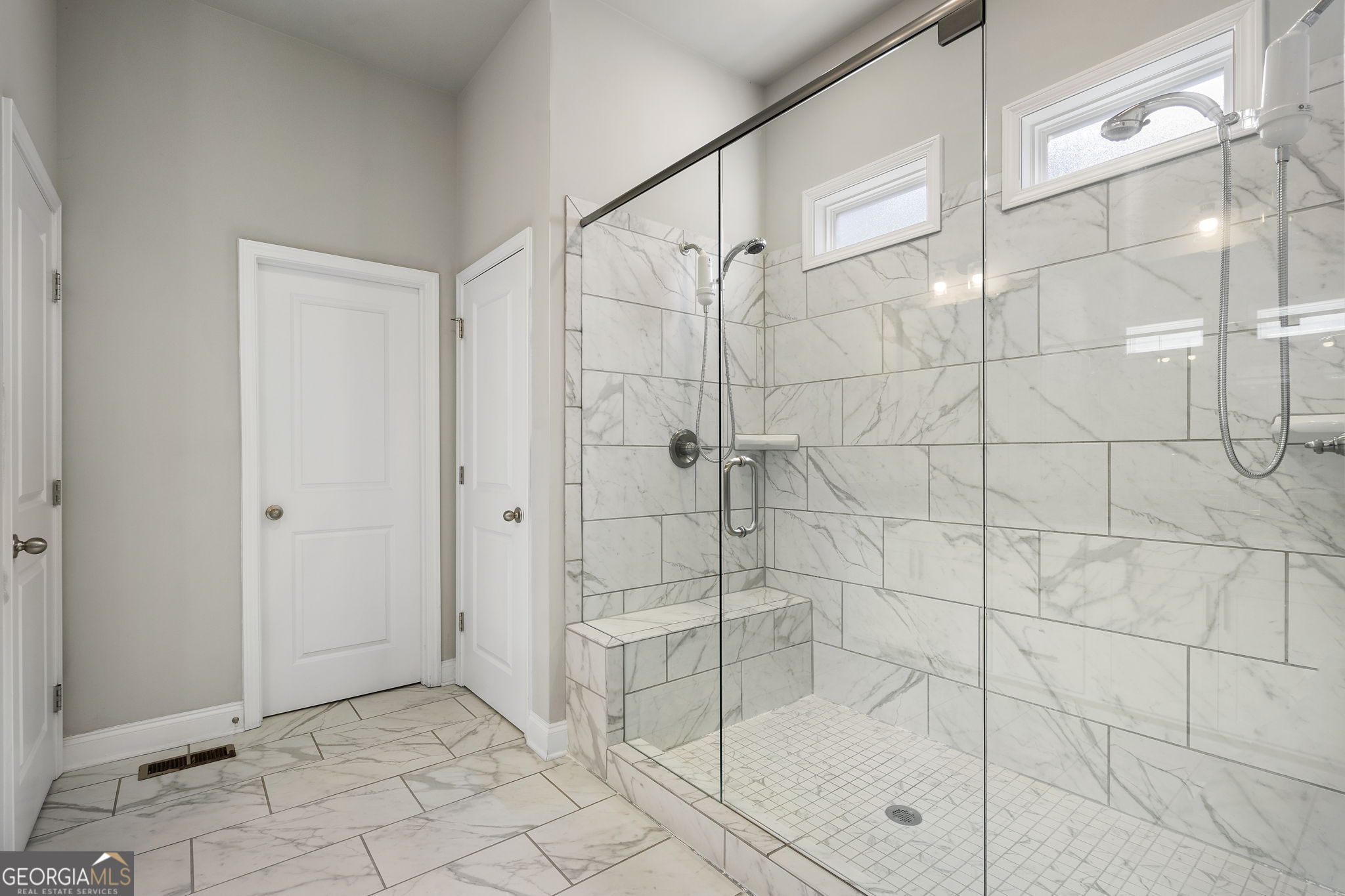 1880 Grand Lanier Drive Property Photo 33