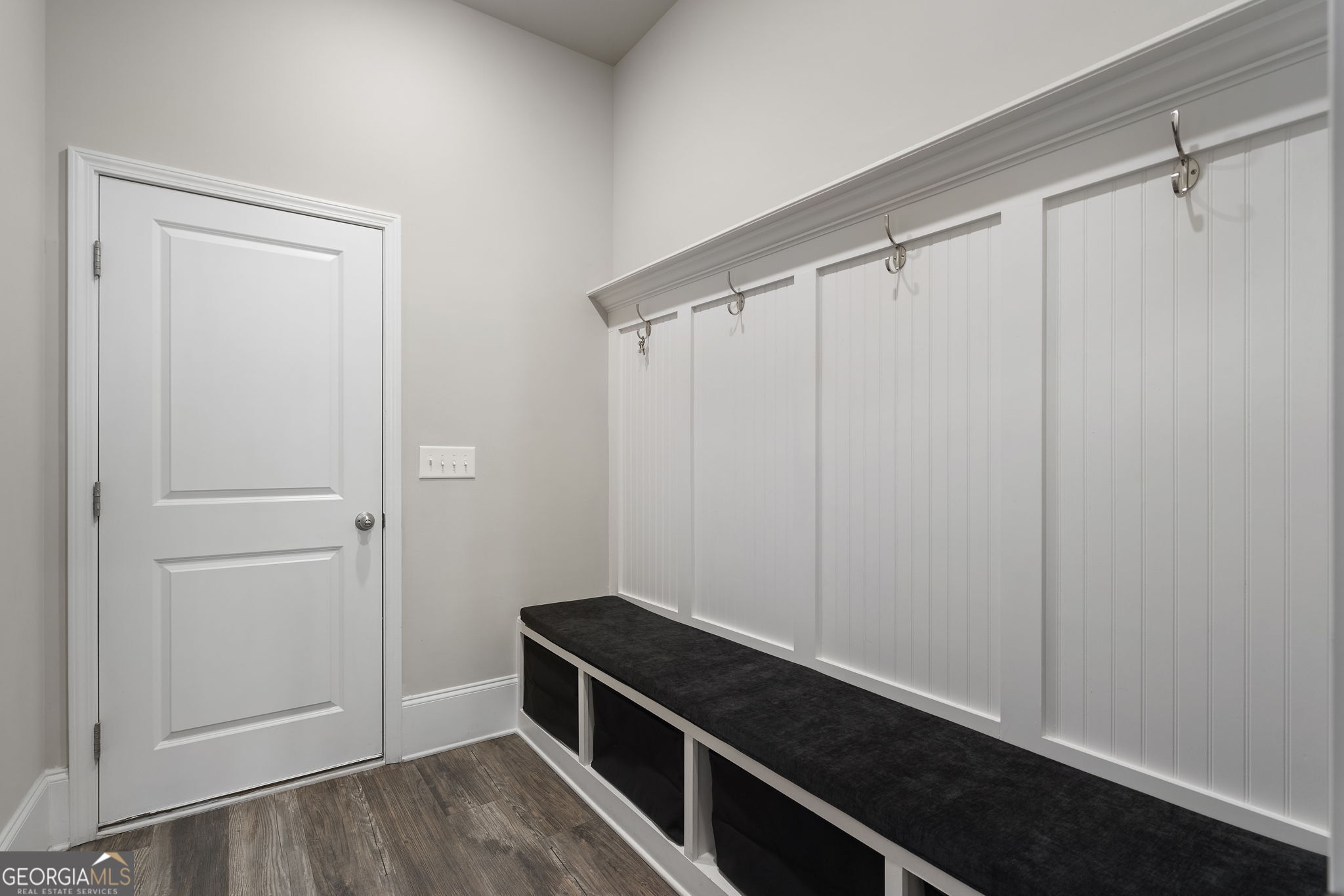 1880 Grand Lanier Drive Property Photo 34