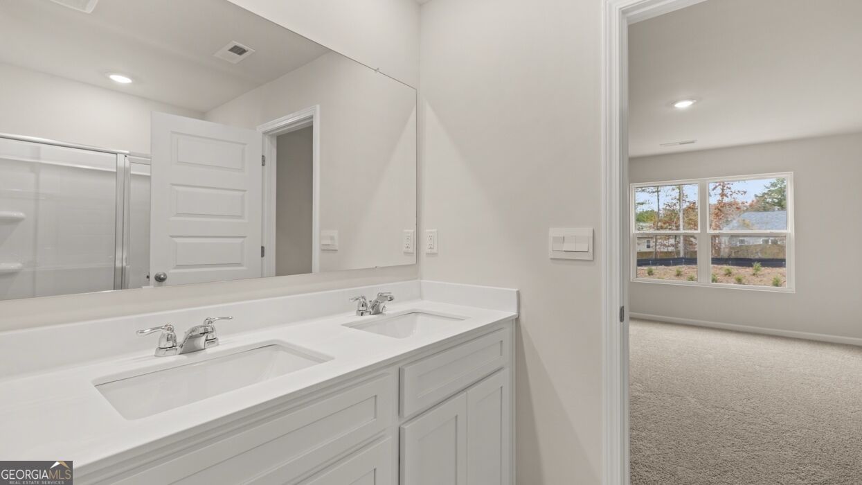 254 Bristol Boulevard Property Photo 28