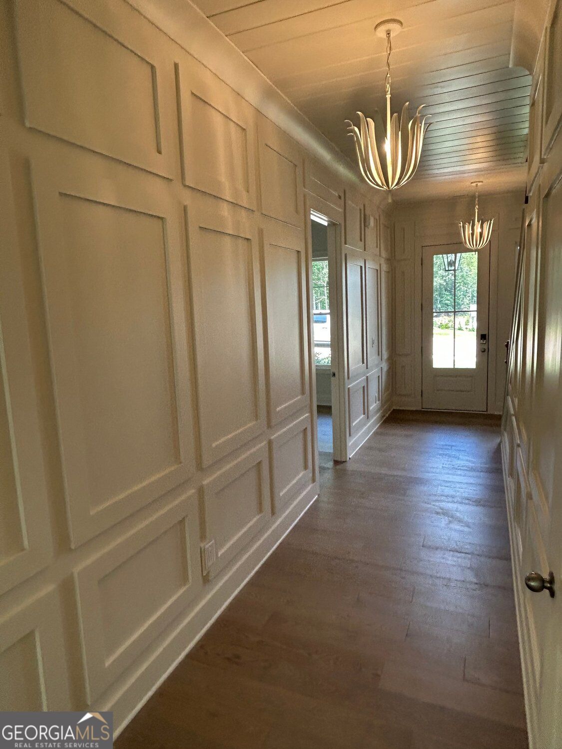 1622 Ahaluna Drive Property Photo 3