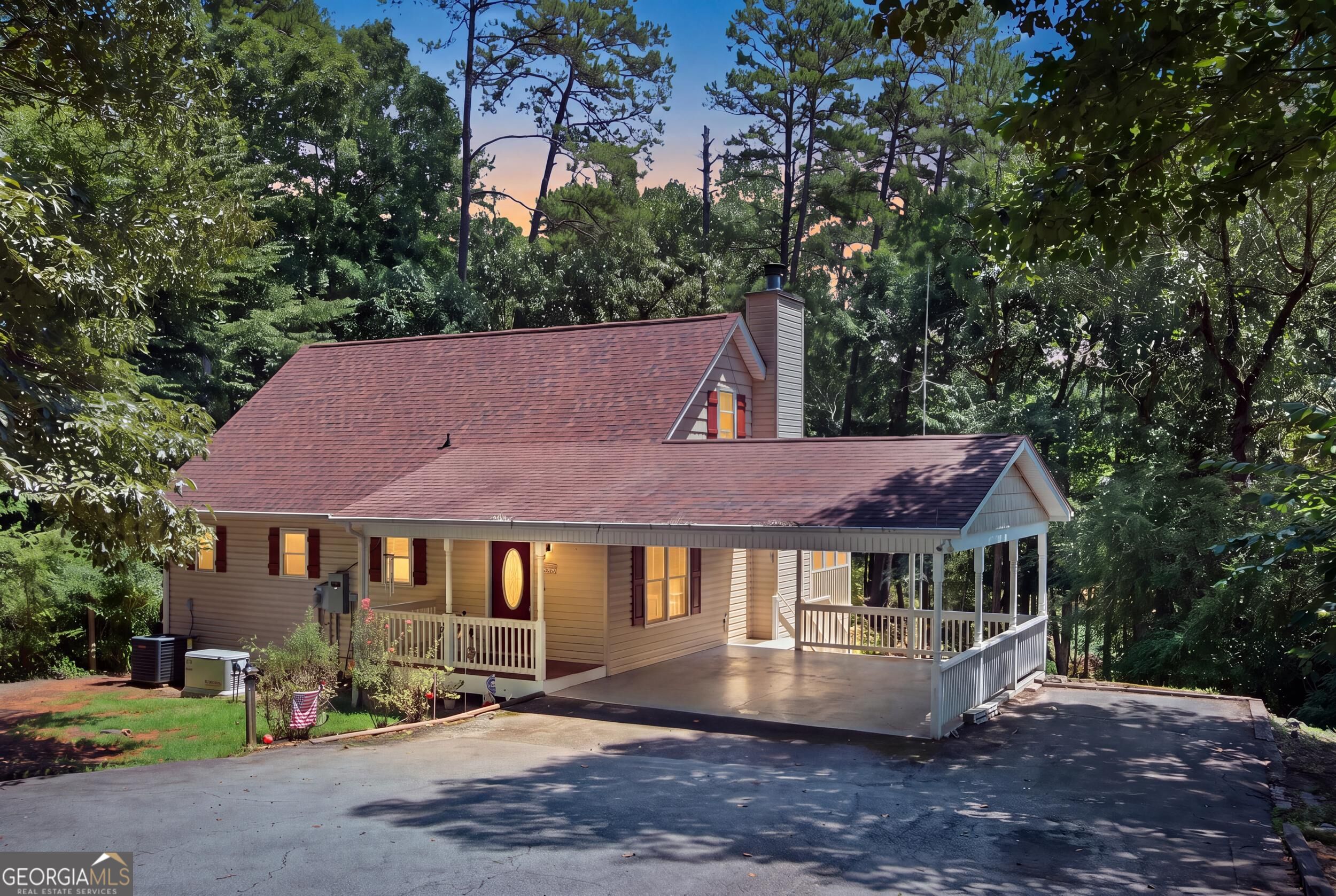 834 Hardy Road Property Photo 1