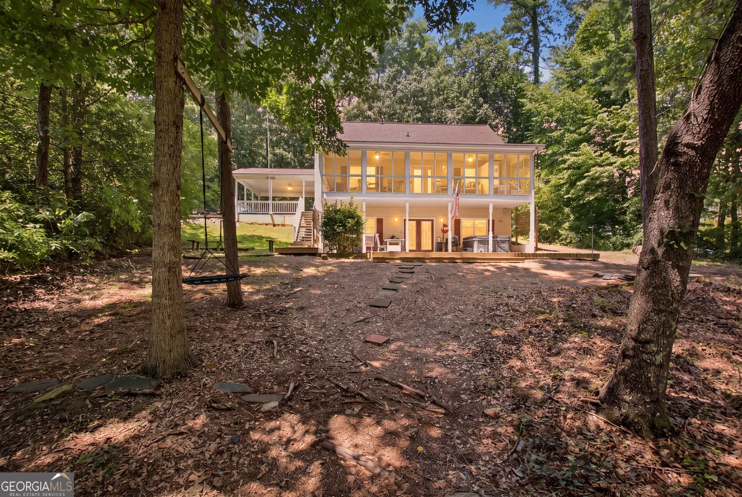 834 Hardy Road Property Photo 4