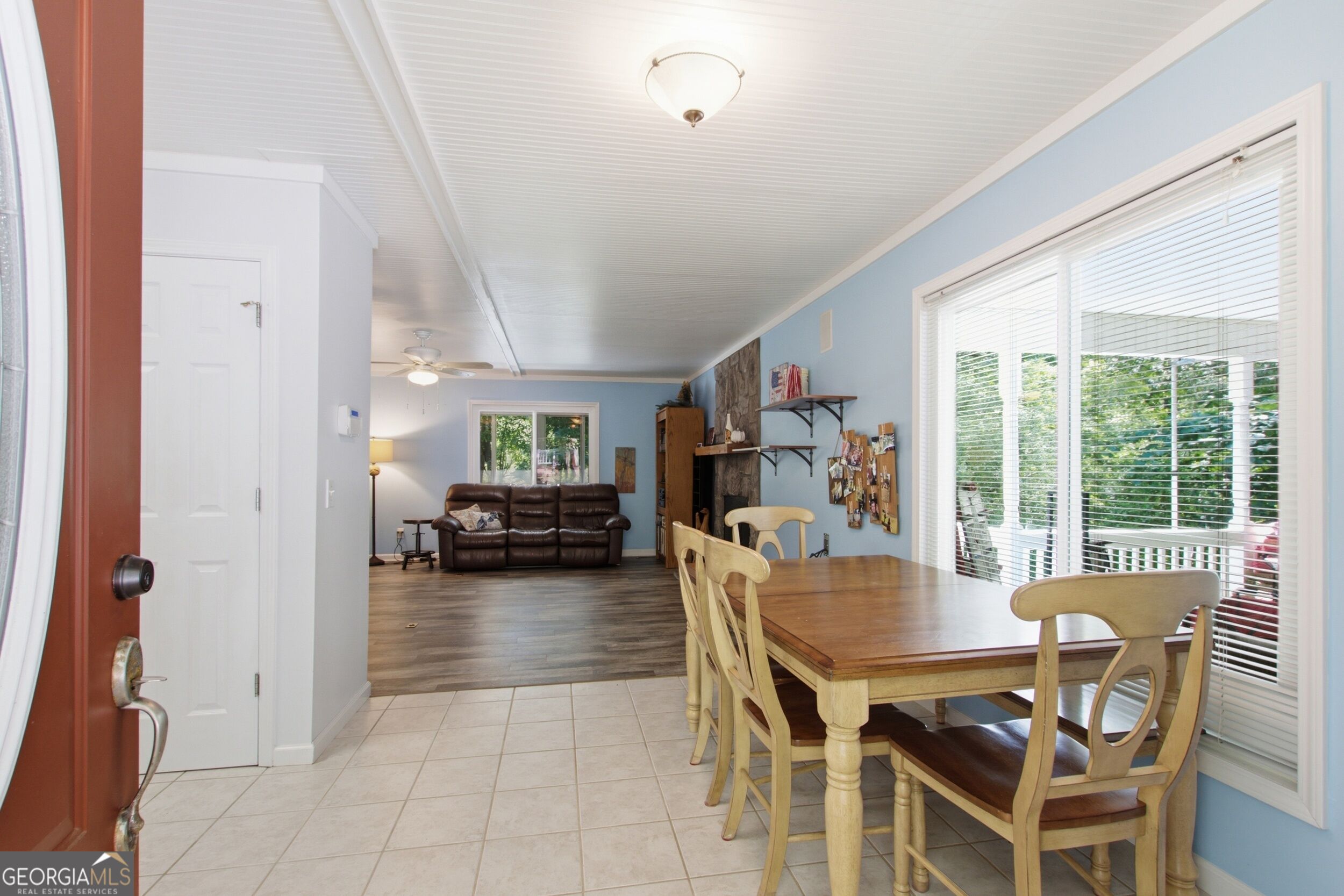 834 Hardy Road Property Photo 9