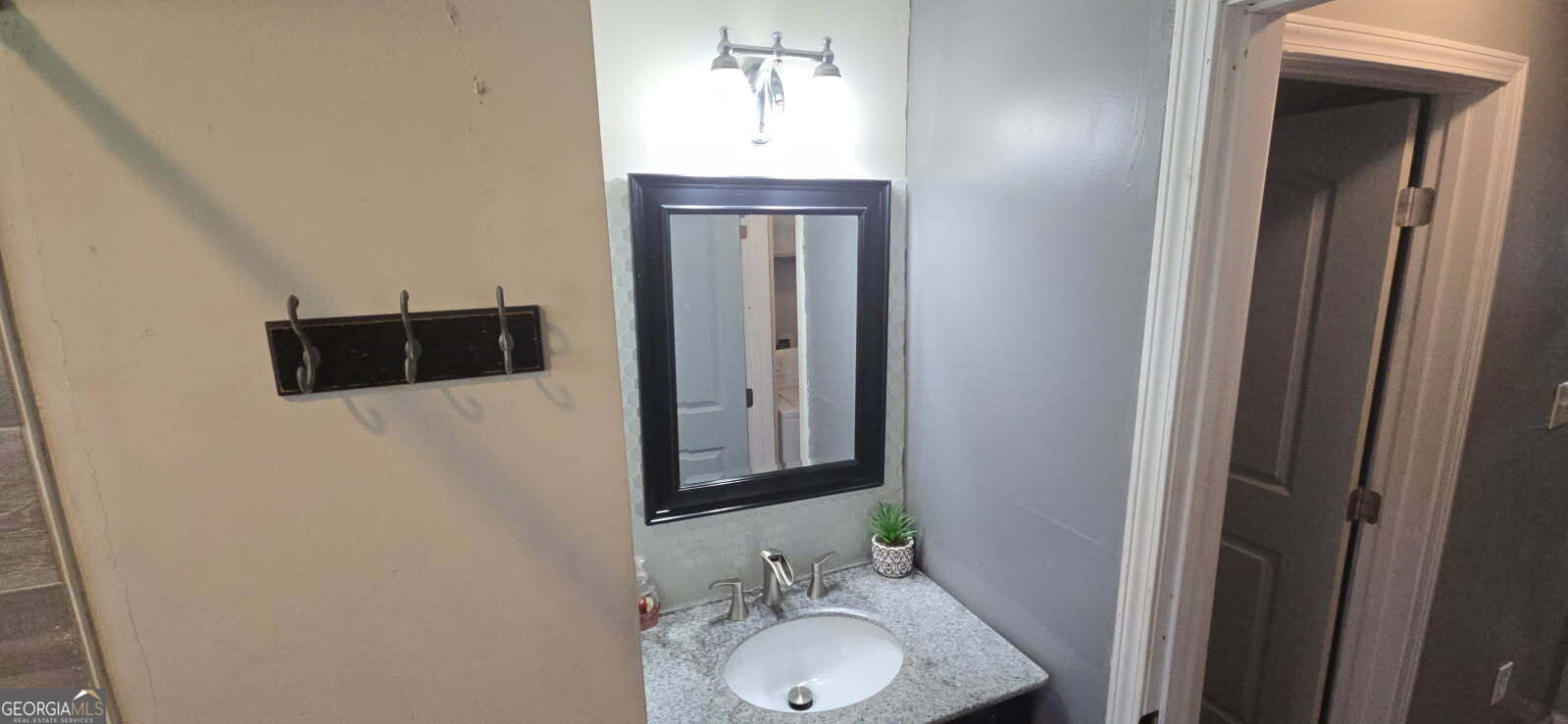 1901 E Farris Avenue Property Photo 21