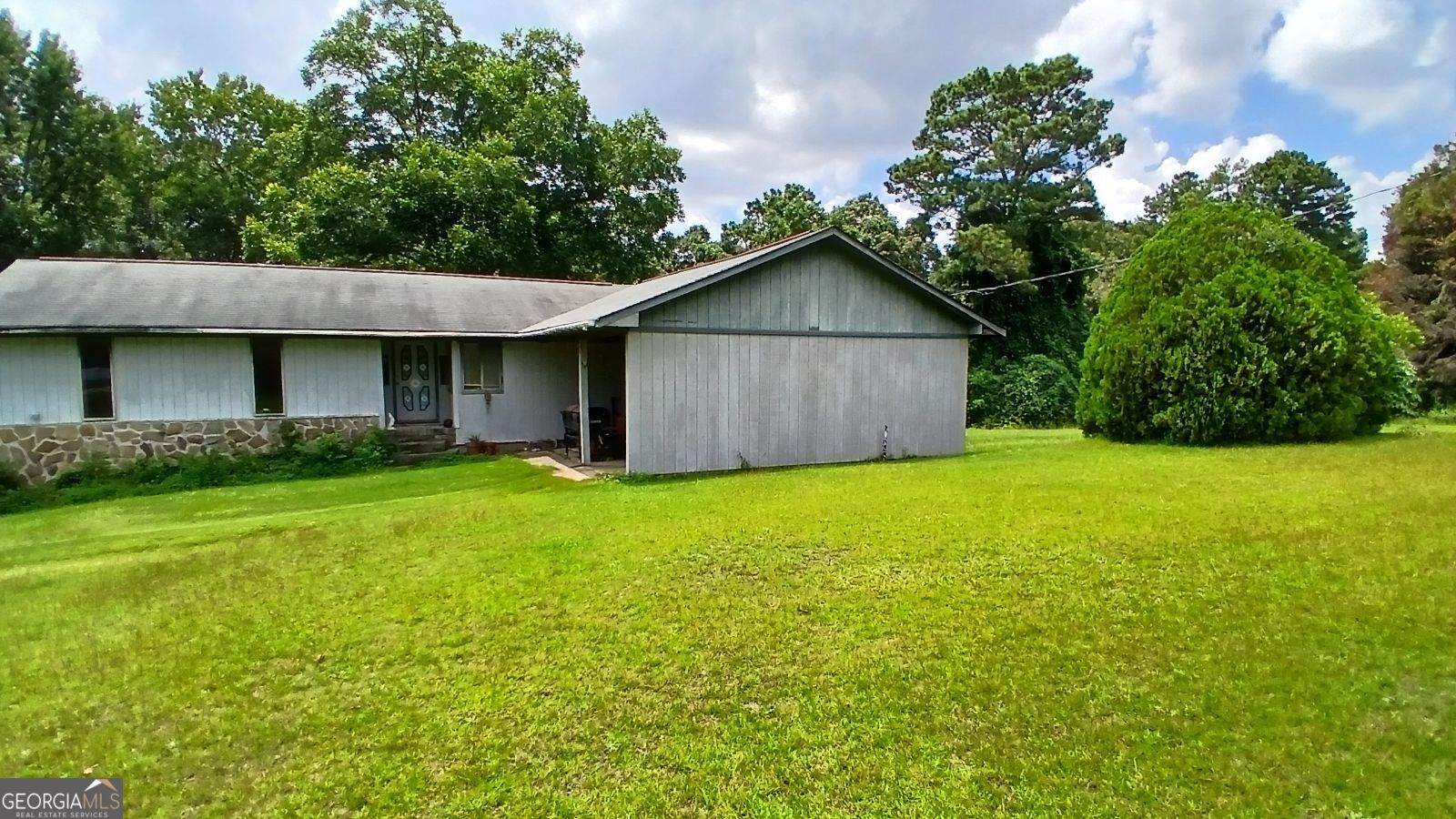 221 Brantley Road Property Photo 1