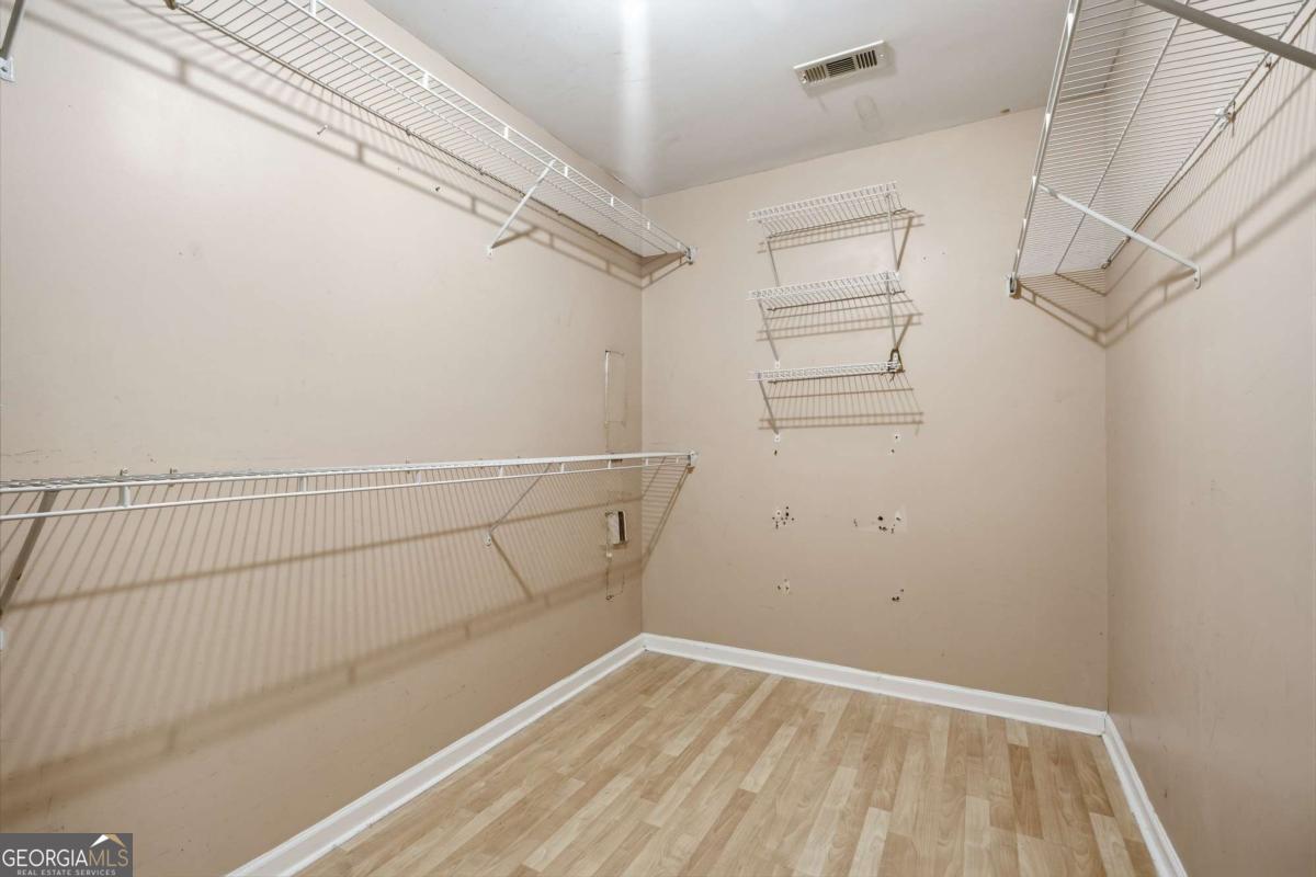 670 Chaseridge Drive Property Photo 17