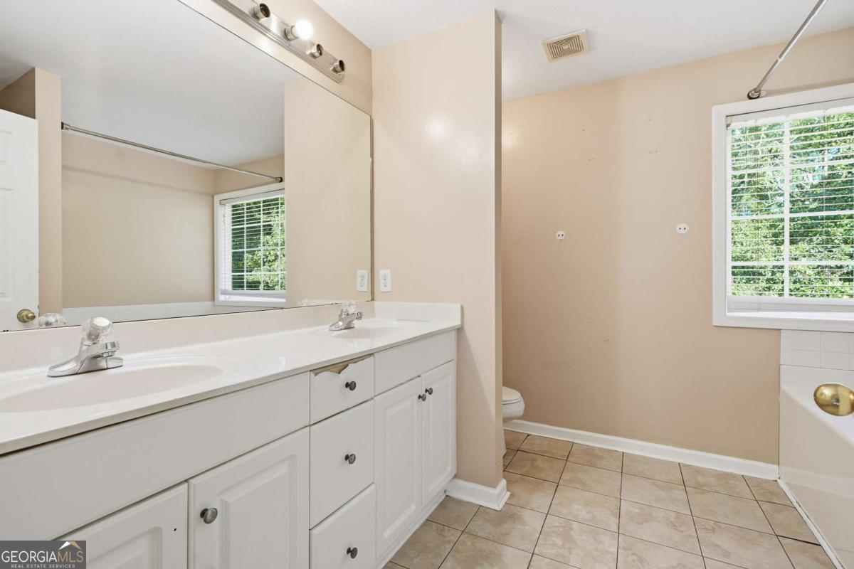 670 Chaseridge Drive Property Photo 19
