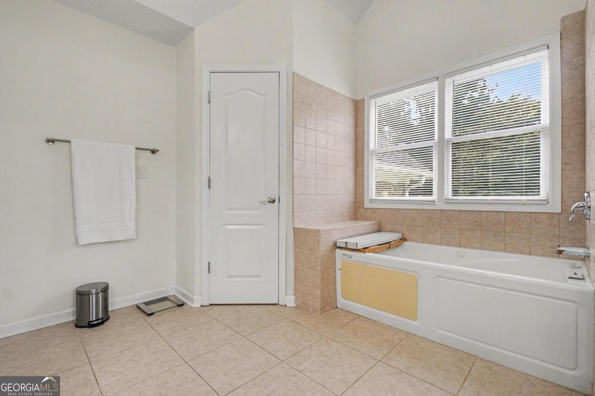 346 Tonawanda Drive Se Property Photo 27