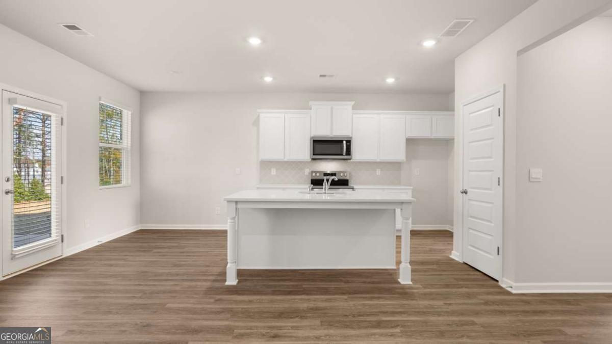 264 Bristol Boulevard Property Photo 14