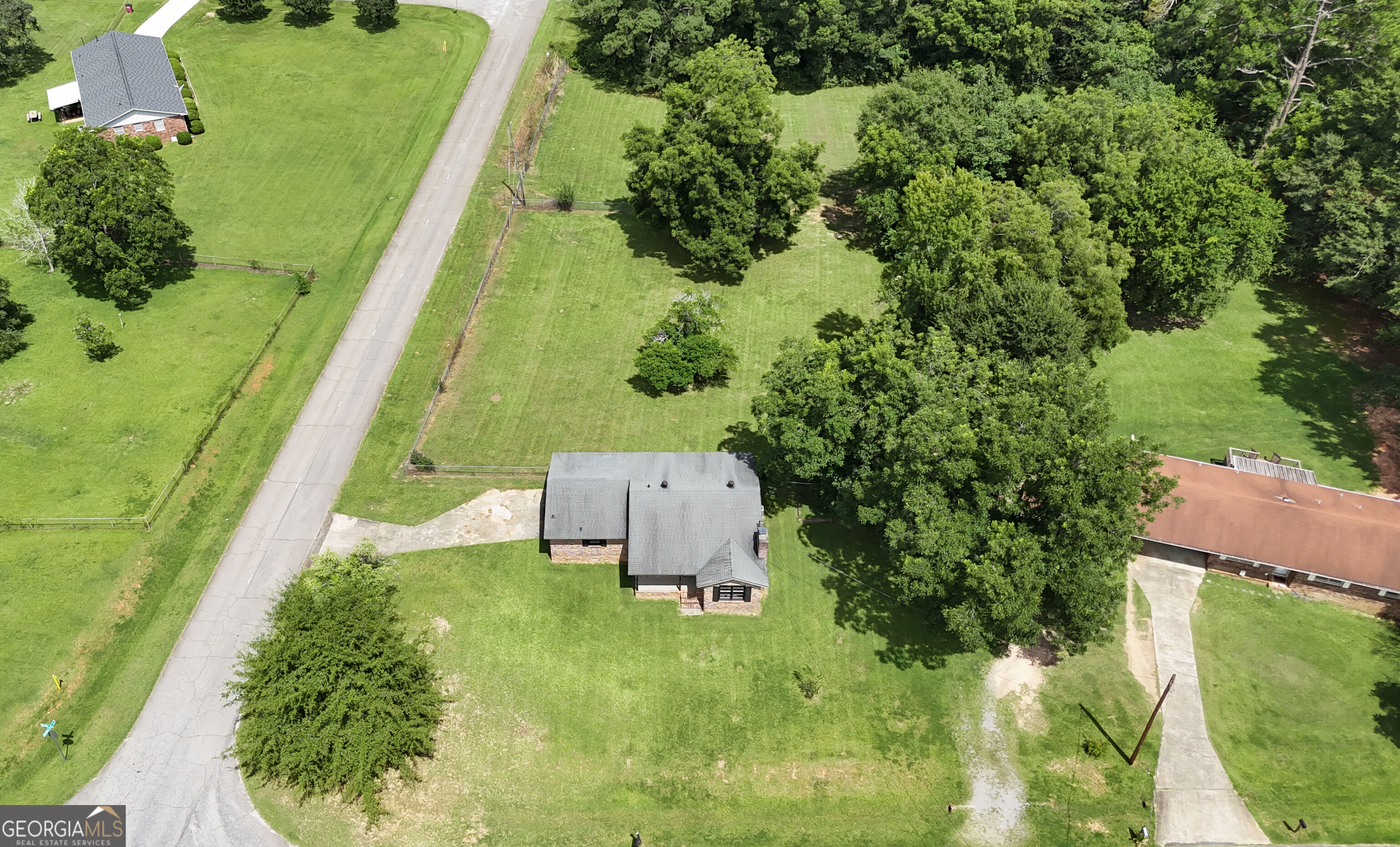 3204 Marie Circle Property Photo 3