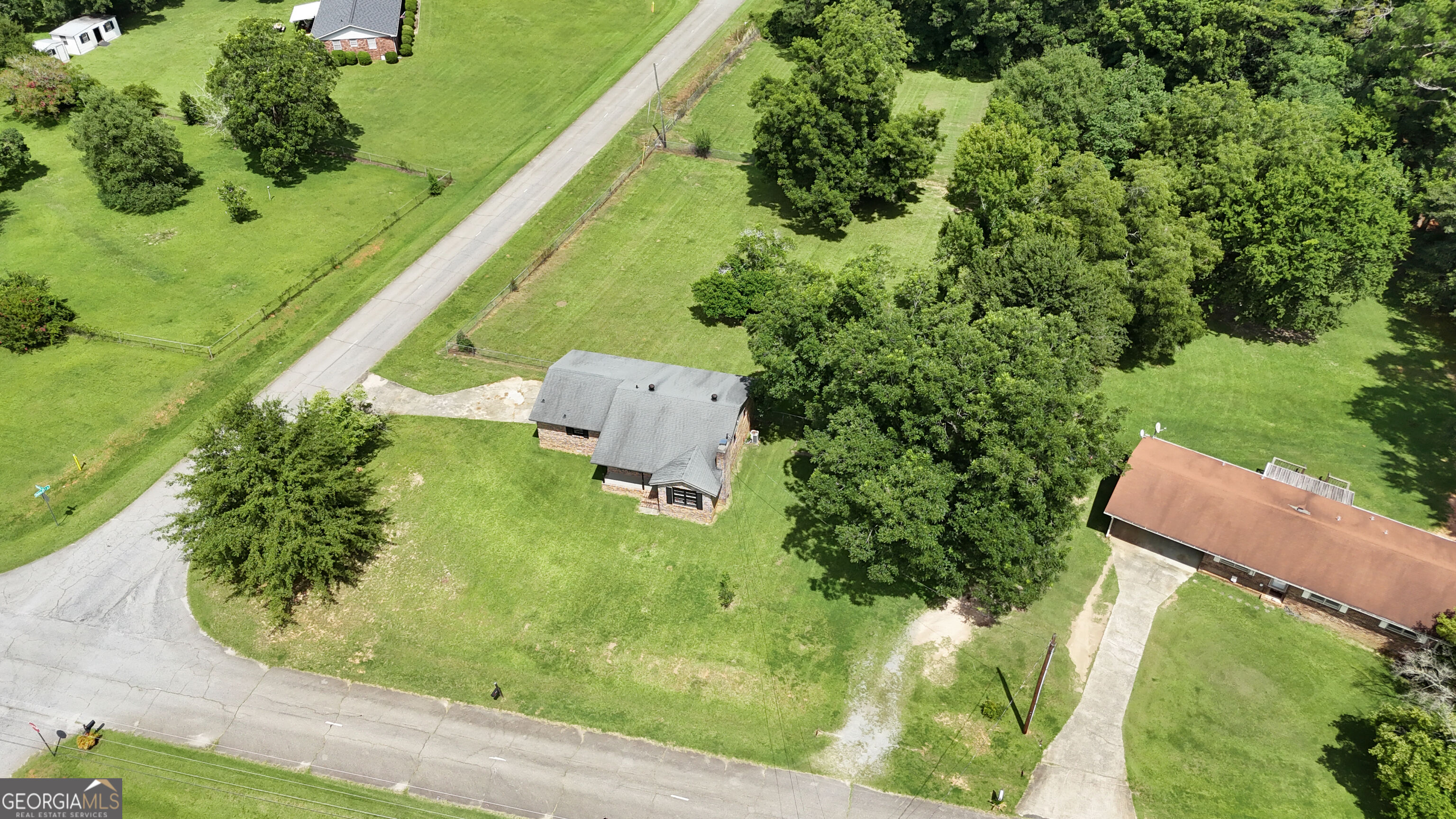 3204 Marie Circle Property Photo 4
