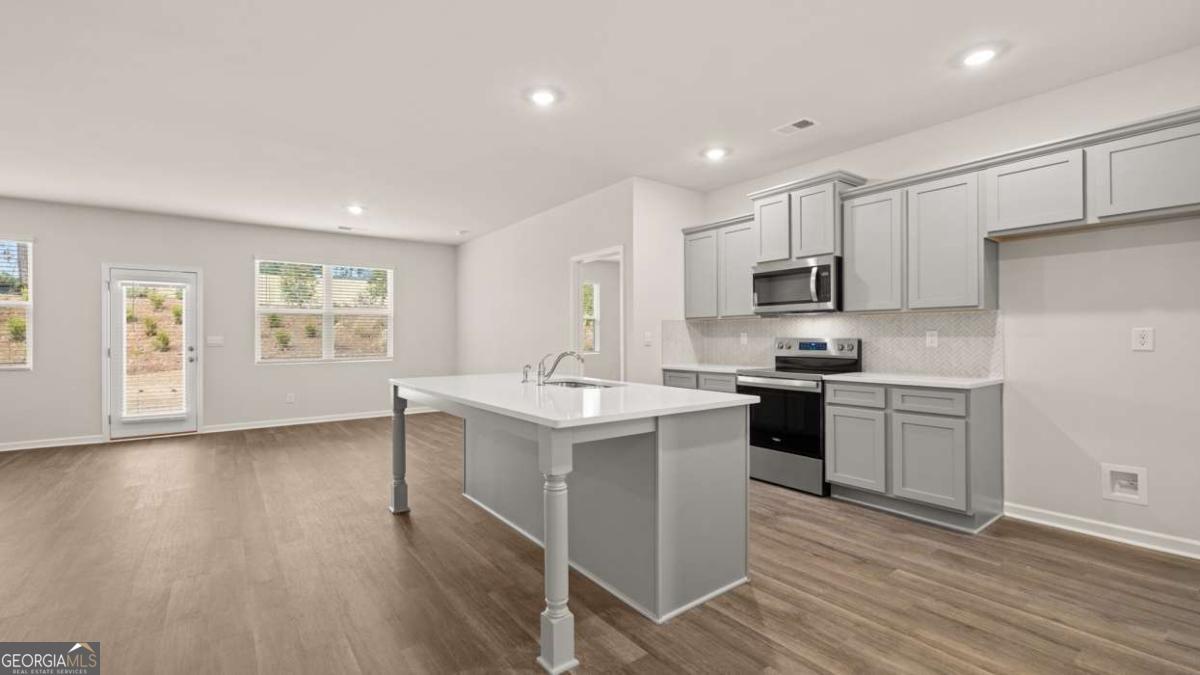 263 Bristol Boulevard Property Photo 14