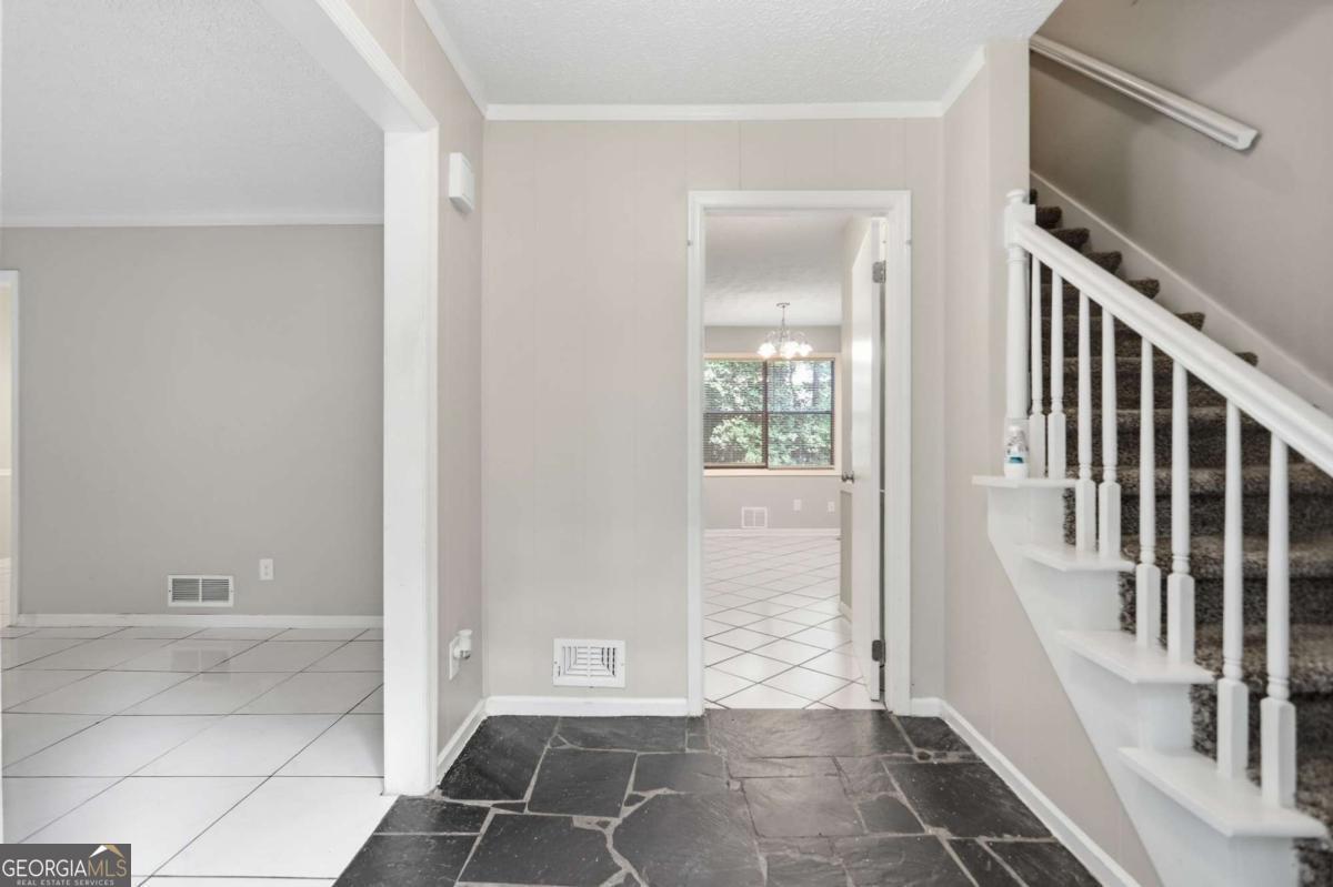 4442 Old Mabry Place Ne Property Photo 3