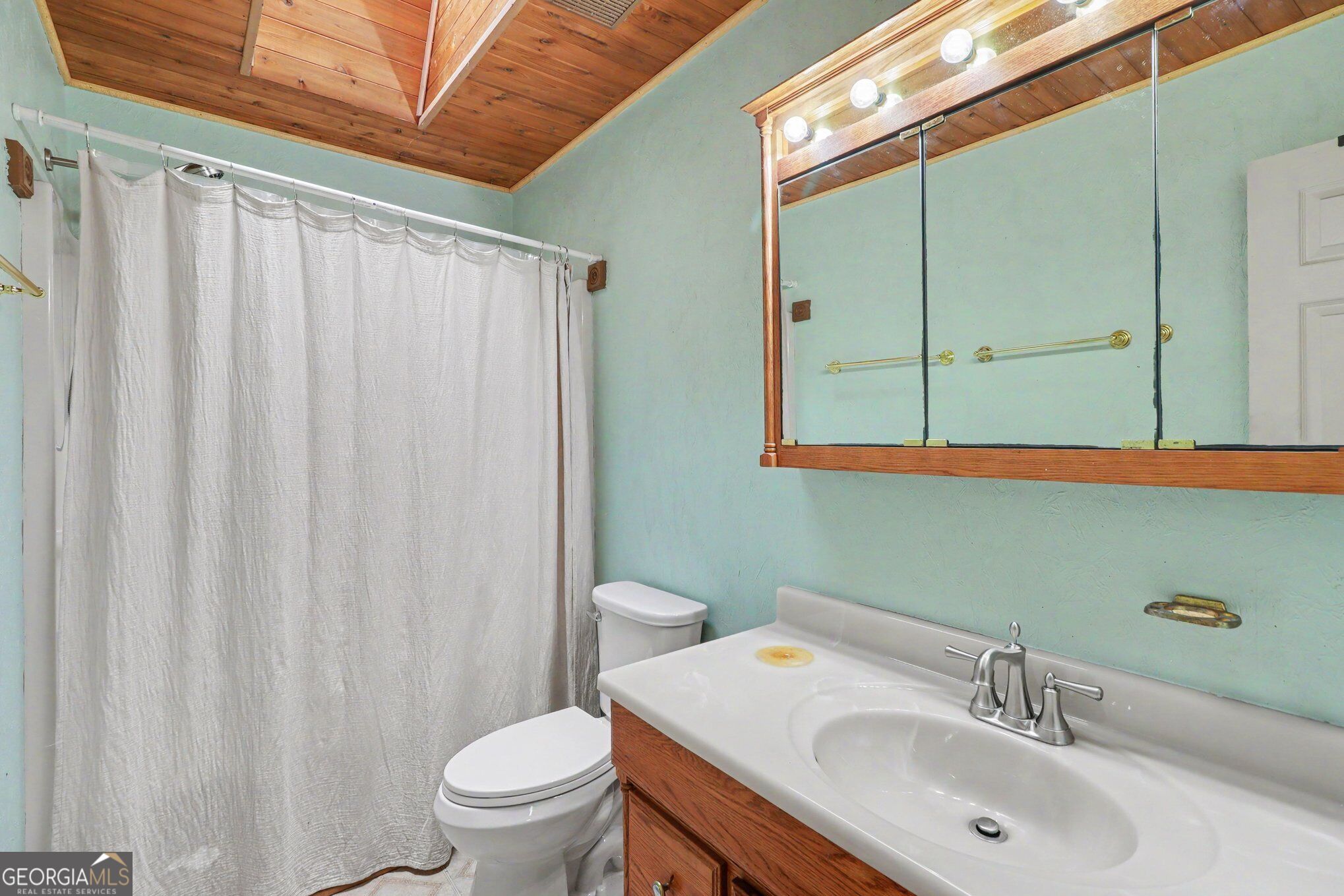 97 Hill Crest Drive Property Photo 7