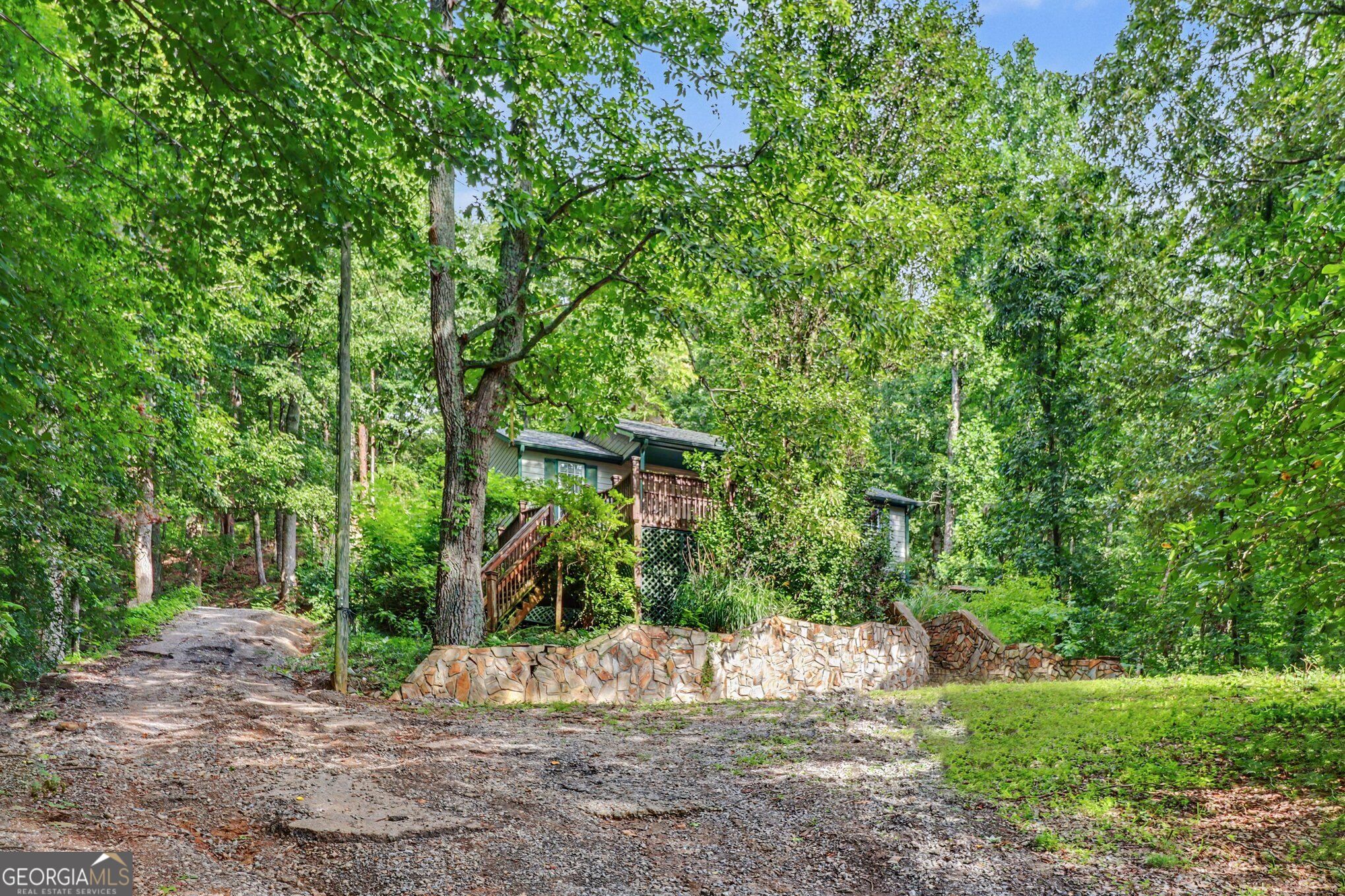 97 Hill Crest Drive Property Photo 8