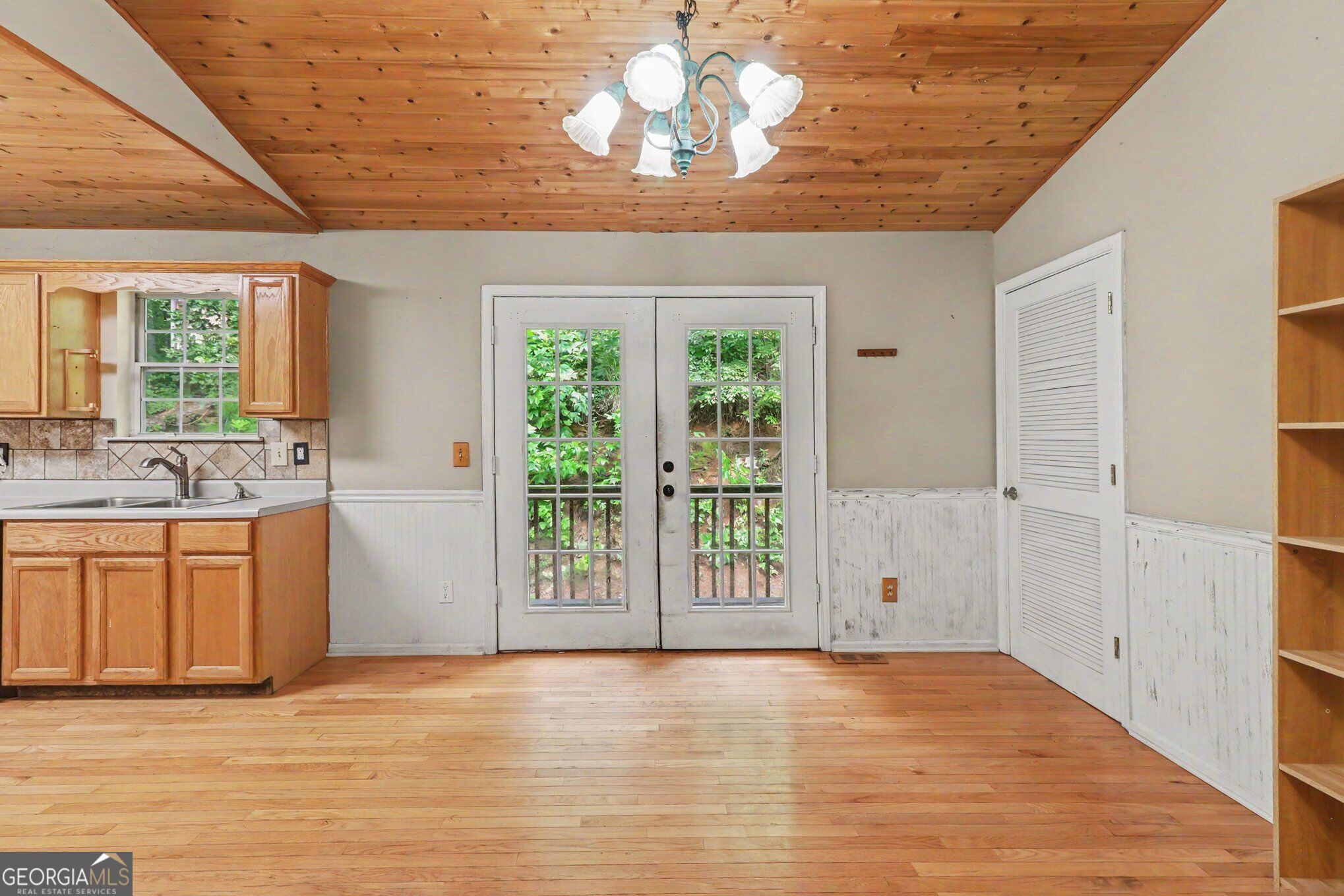 97 Hill Crest Drive Property Photo 17