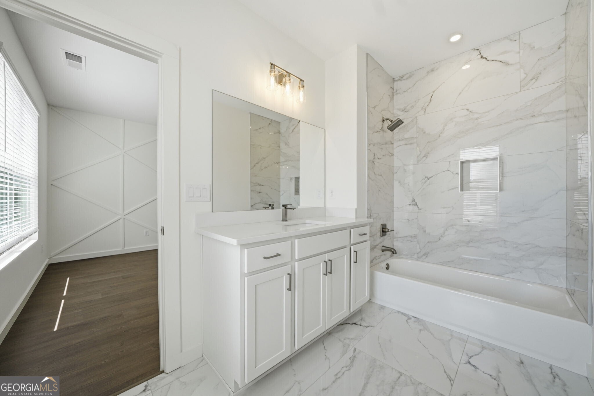 1062 Glen Opal Drive Property Photo 35