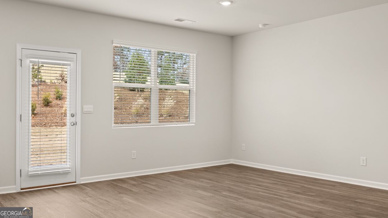 300 Bristol Boulevard Property Photo 15