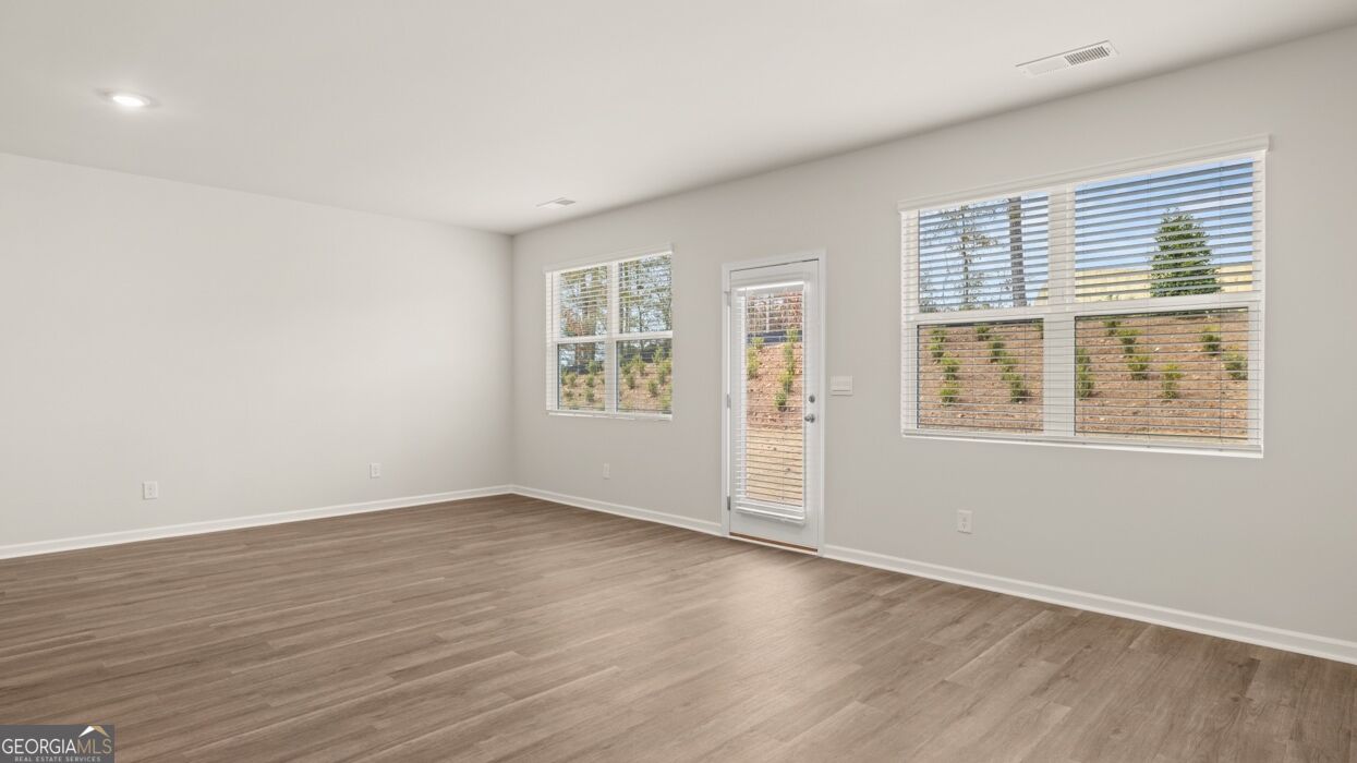 300 Bristol Boulevard Property Photo 16