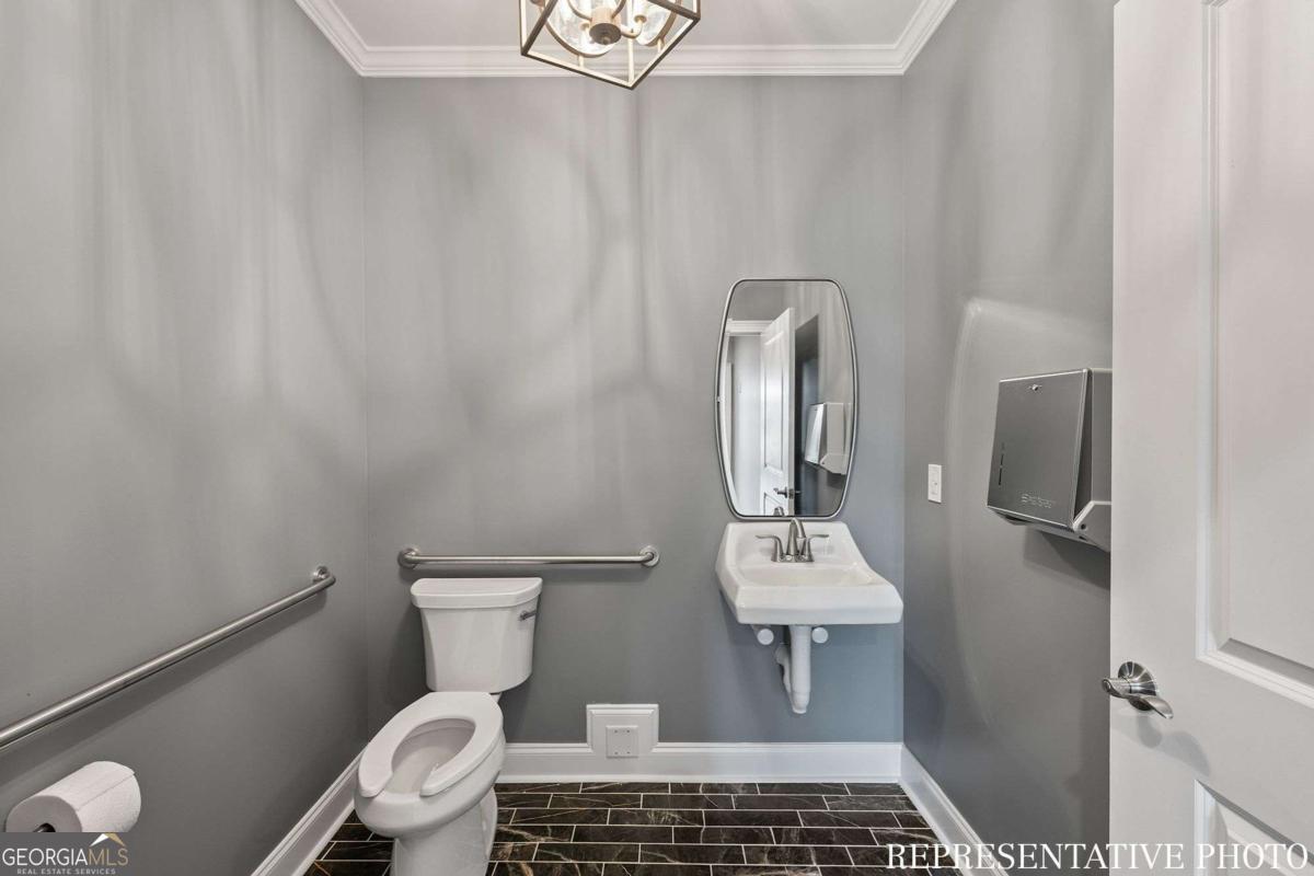 1060 Garland Drive # 200 Property Photo 11