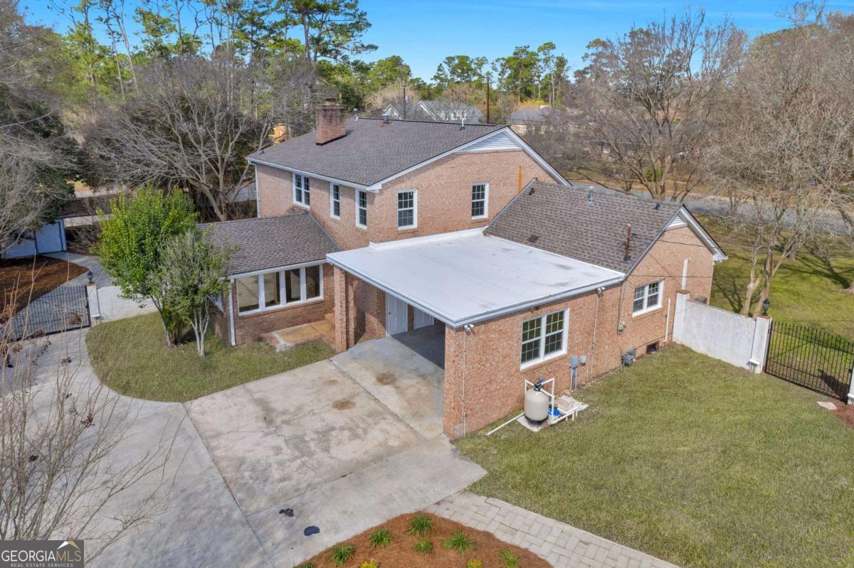 1808 Seminole Trail Property Photo 7