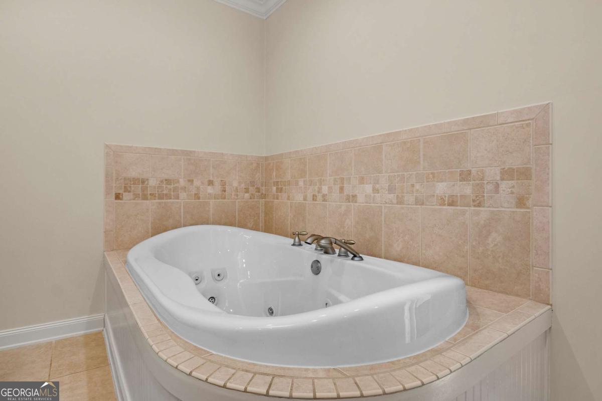 1808 Seminole Trail Property Photo 34