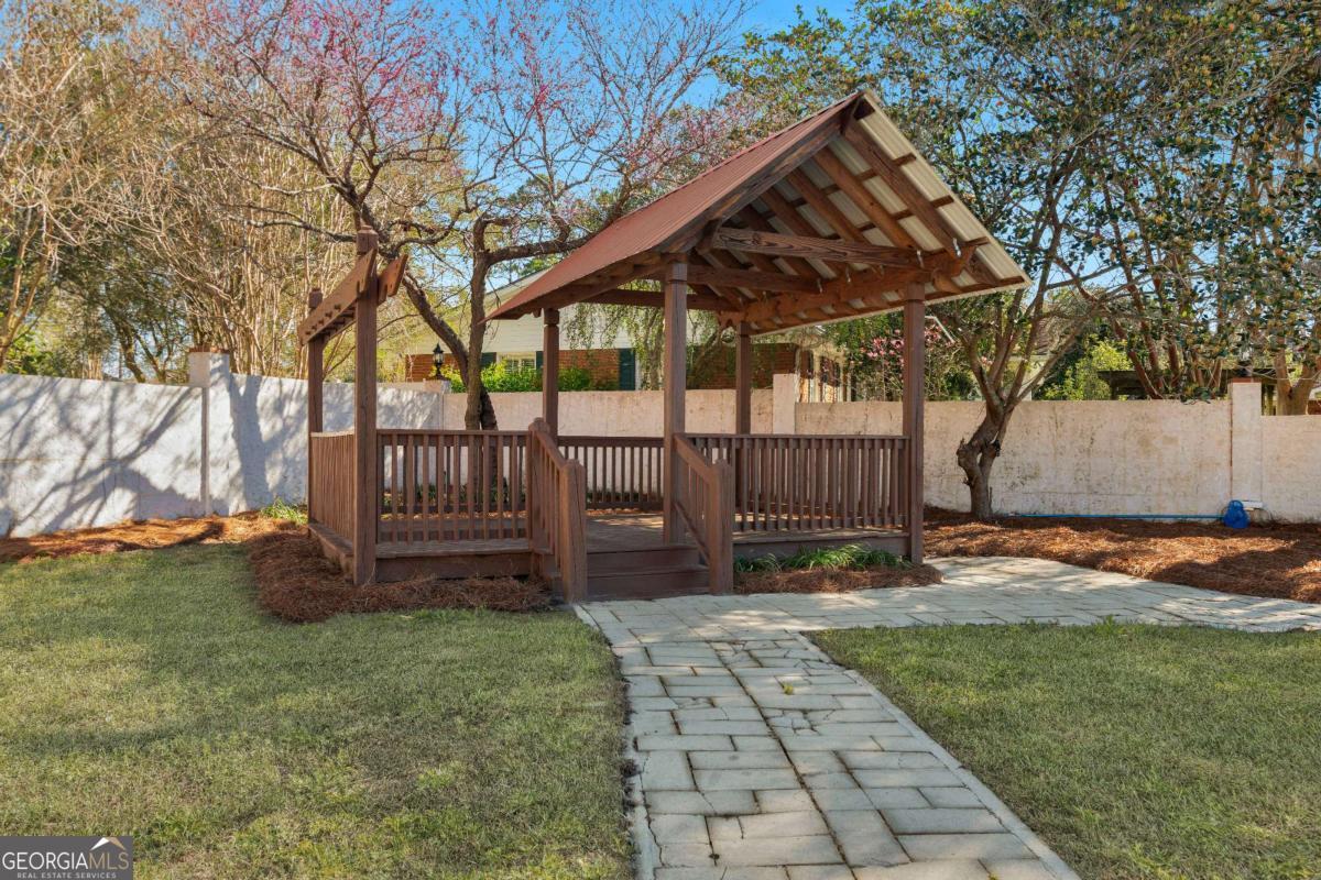 1808 Seminole Trail Property Photo 59