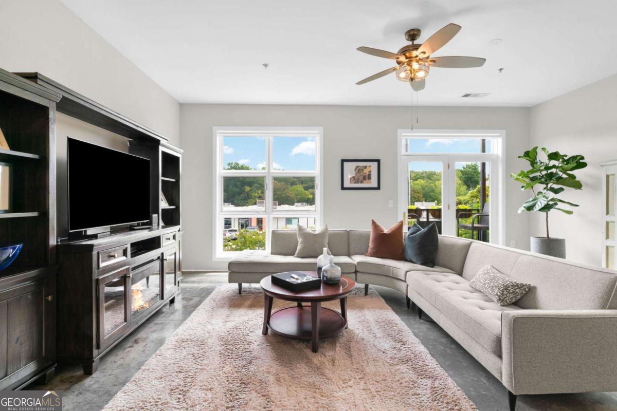 560 Dutch Valley Road Ne # 2309 Property Photo 5