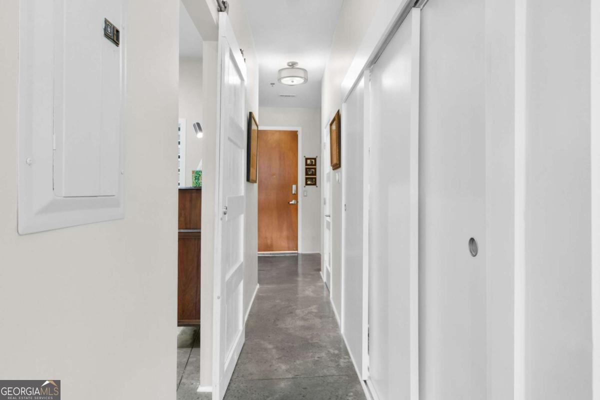 560 Dutch Valley Road Ne # 2309 Property Photo 16