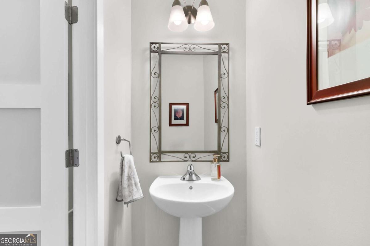 560 Dutch Valley Road Ne # 2309 Property Photo 18