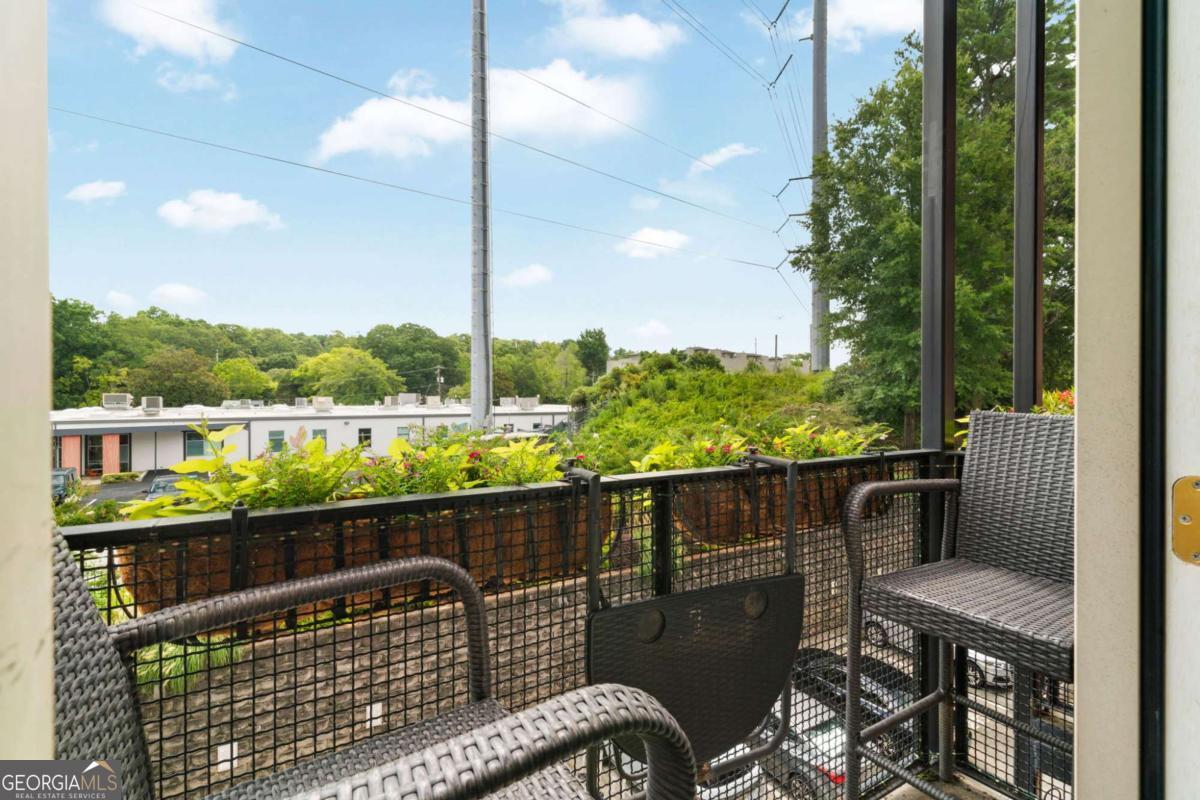 560 Dutch Valley Road Ne # 2309 Property Photo 27