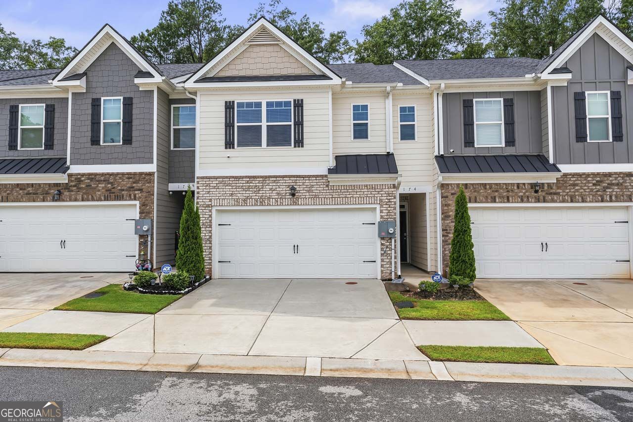 174 Hampton Circle