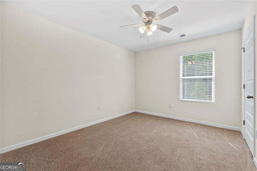 174 Hampton Circle Property Photo 18