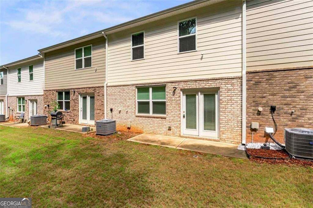 174 Hampton Circle Property Photo 22