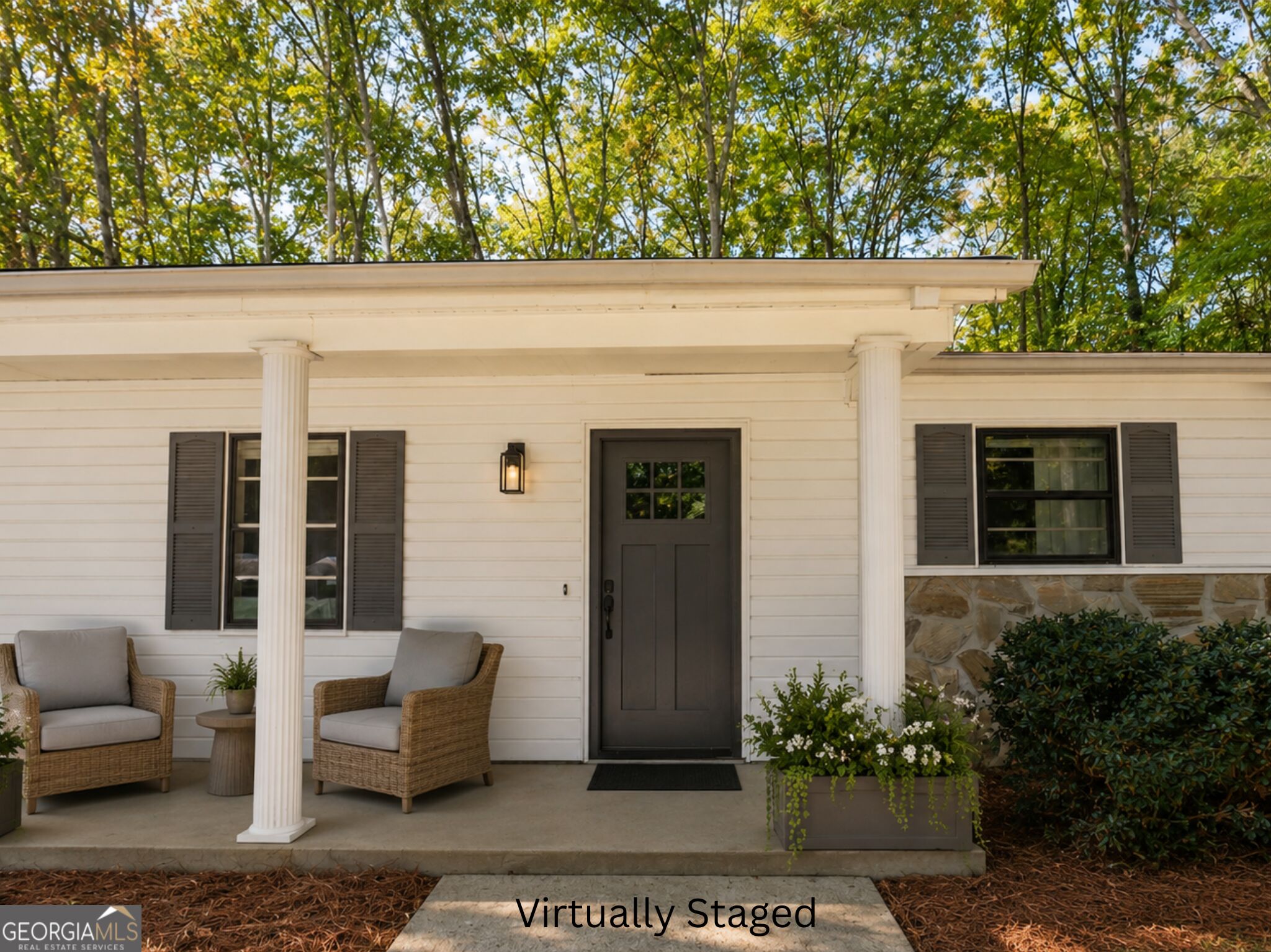 125 Brooks Drive Property Photo 3