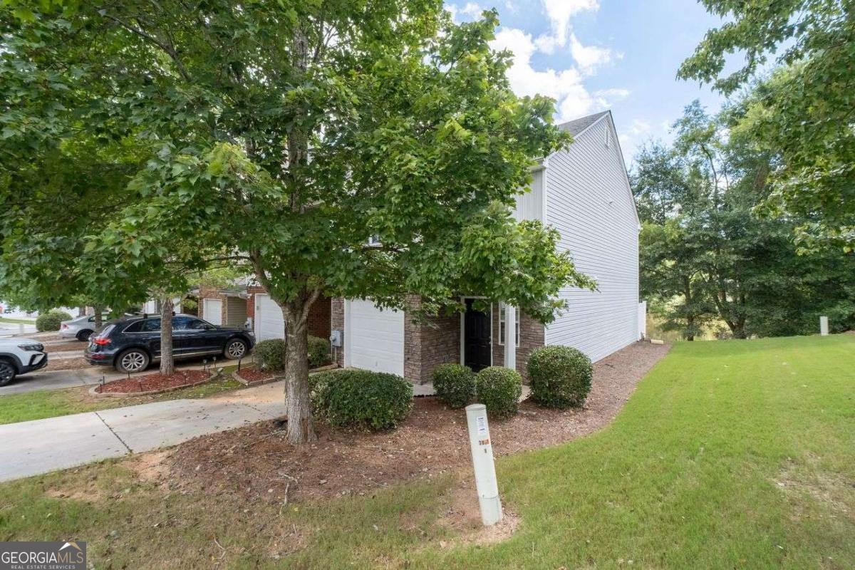 1428 Box Circle Property Photo 4