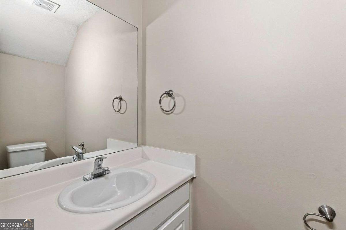 1428 Box Circle Property Photo 7