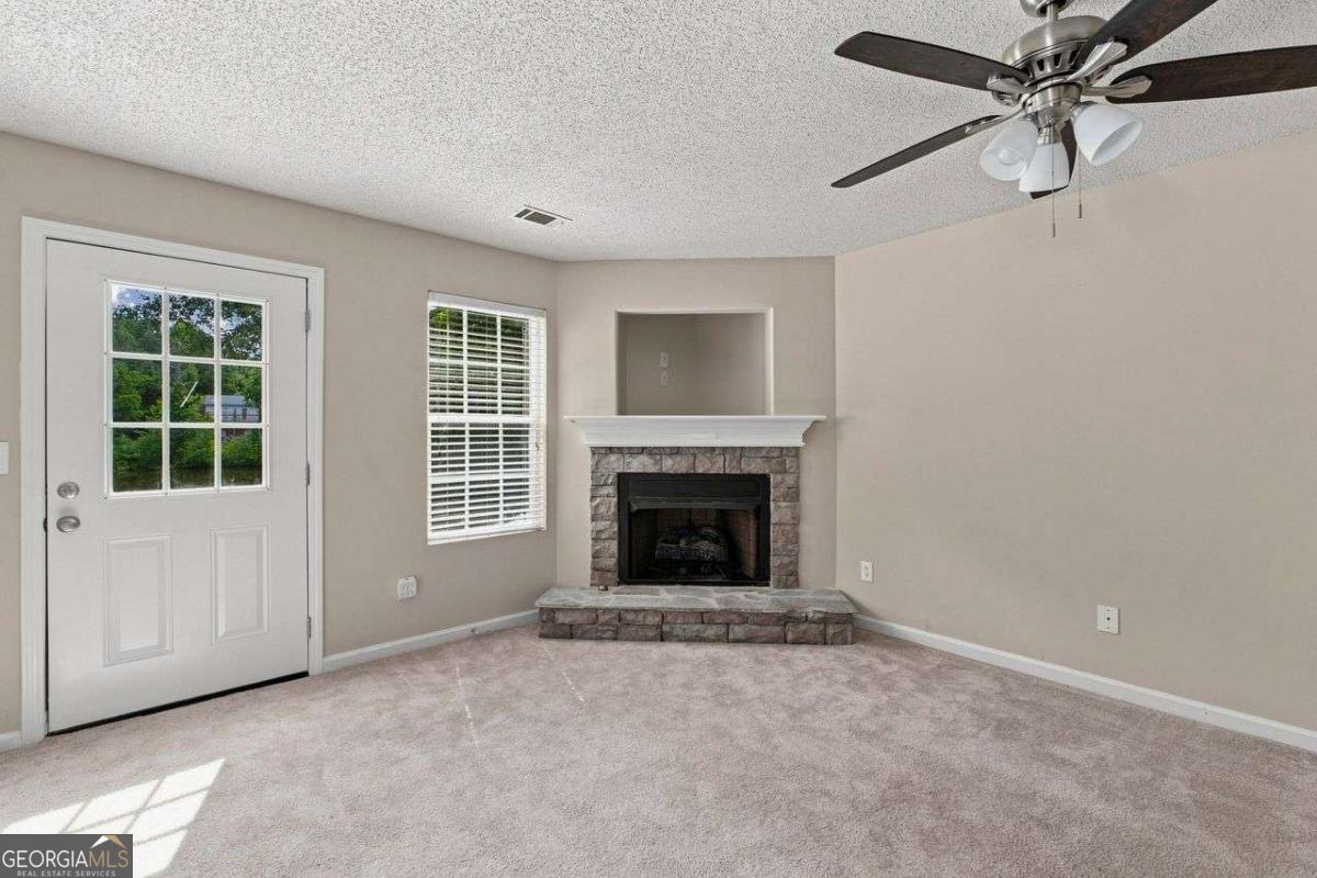 1428 Box Circle Property Photo 13