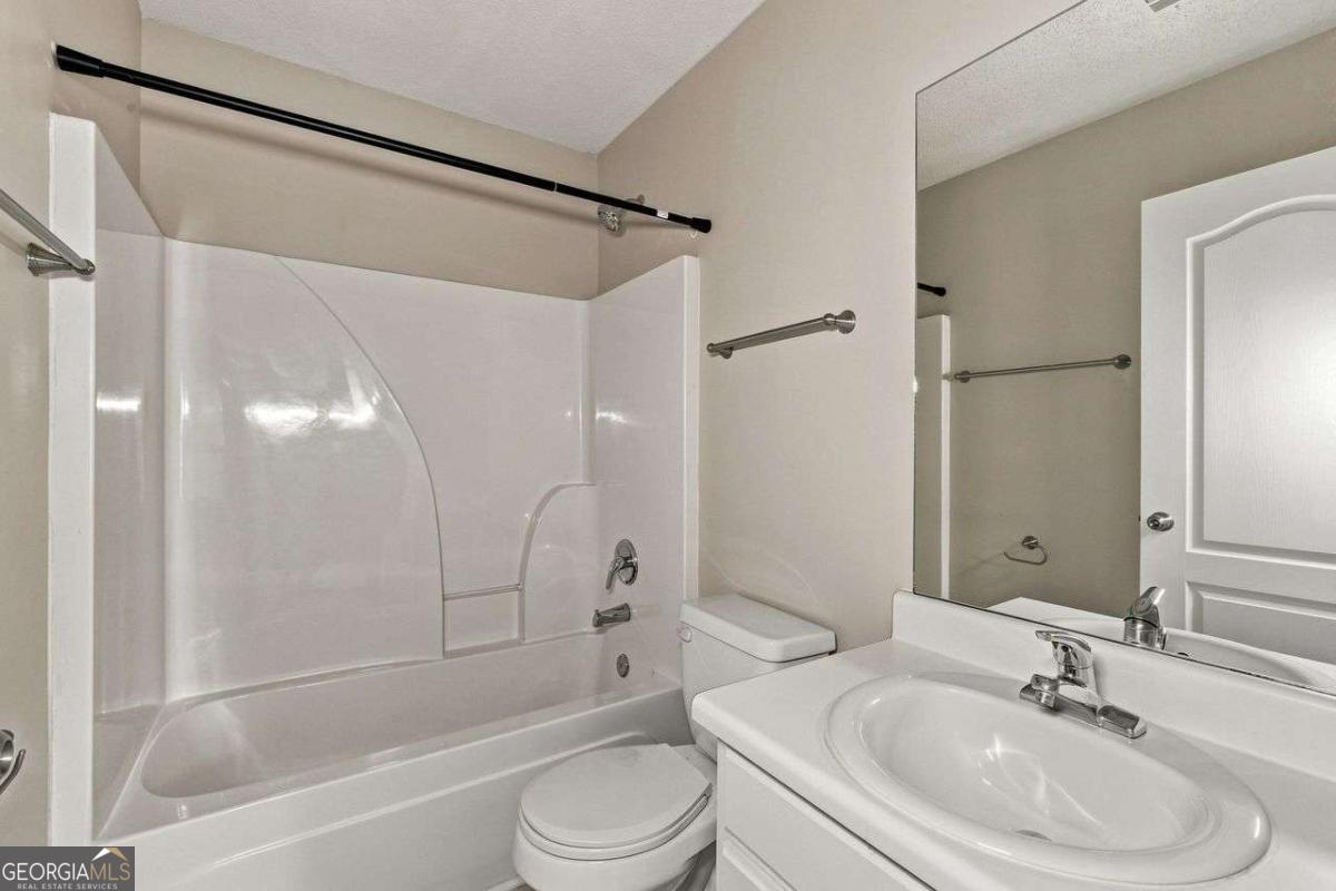 1428 Box Circle Property Photo 27