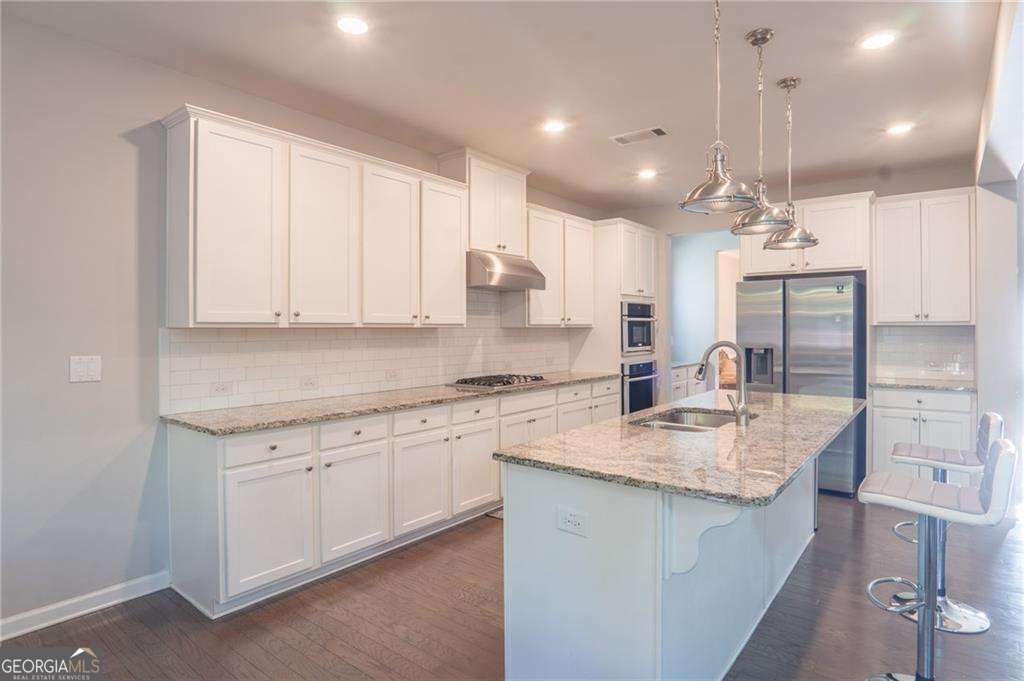 117 Avery Landing Way Property Photo 5