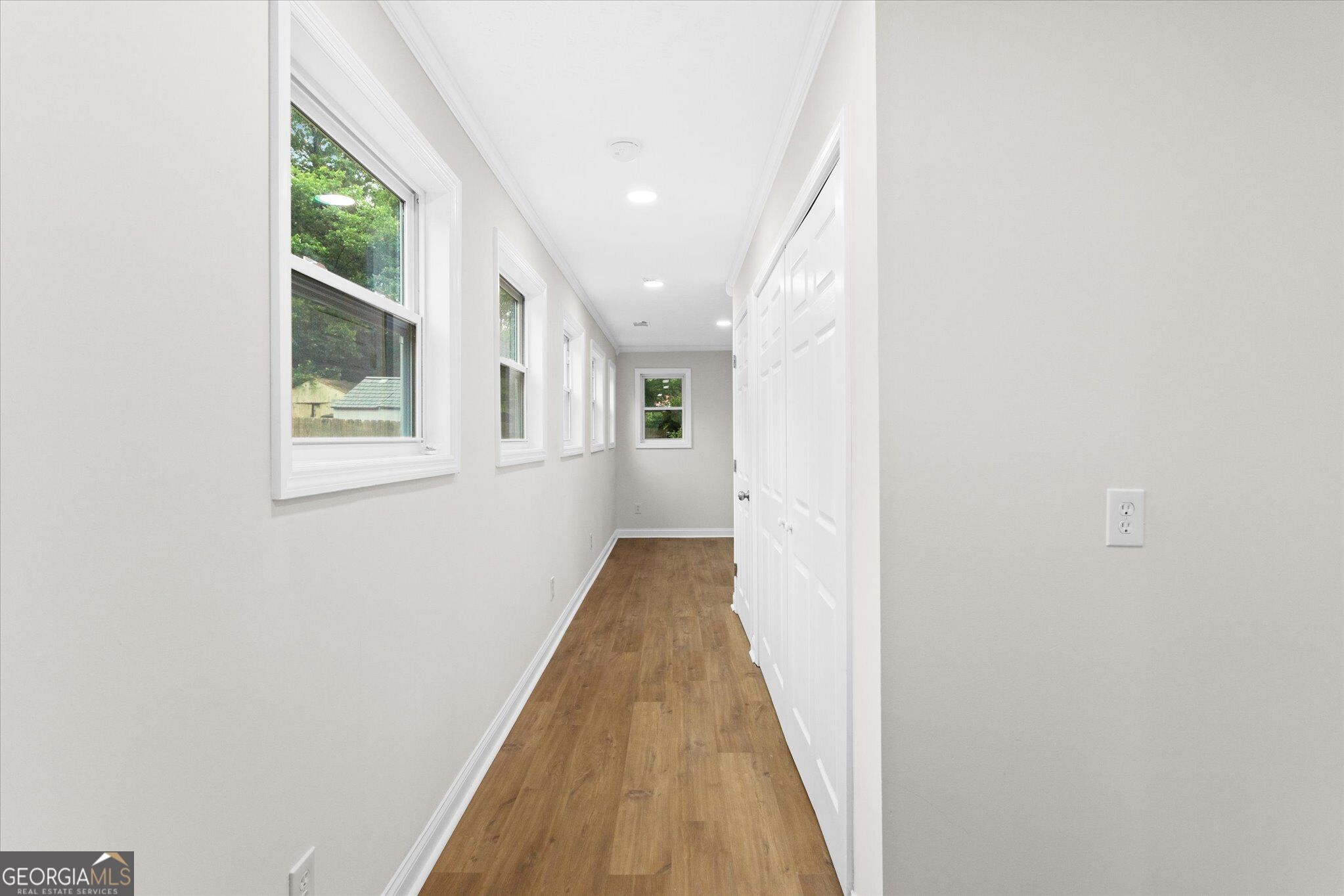 1939 Willa Drive Property Photo 12