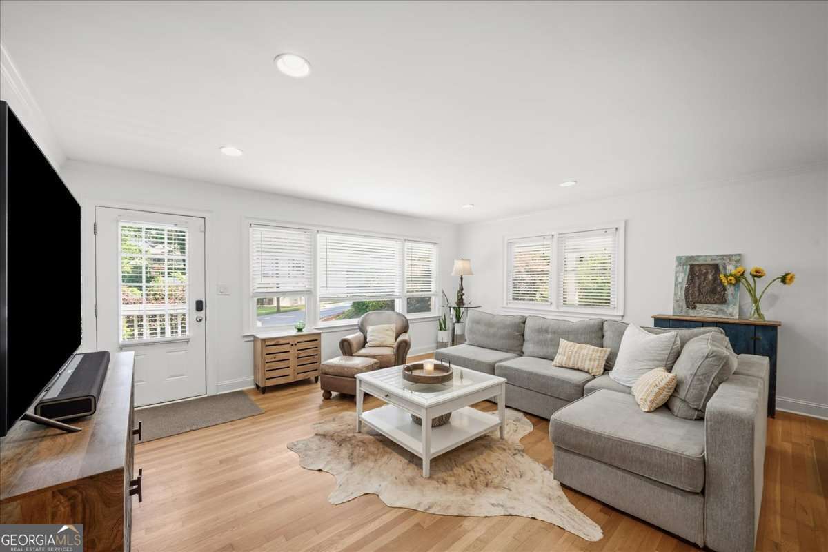 31 W Belle Isle Road Property Photo 4