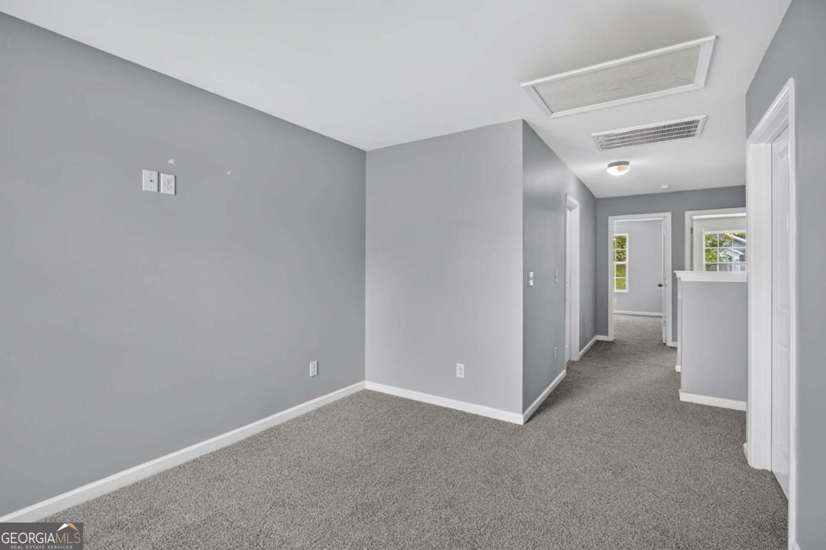 95 Hamilton Grove Drive Property Photo 34