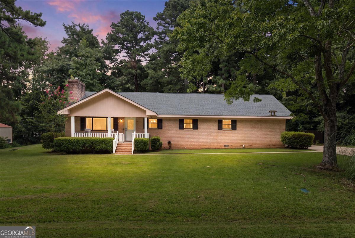 773 Sweetbriar Circle Property Photo 1