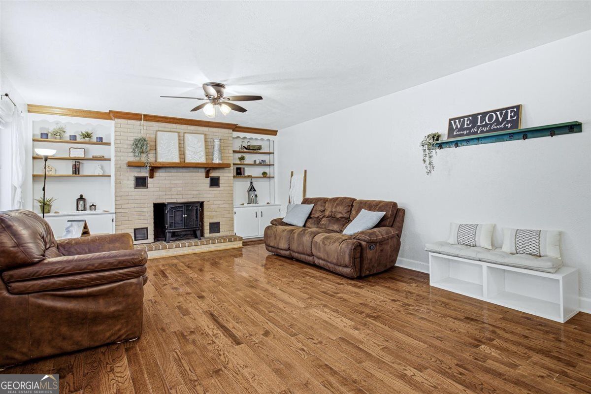773 Sweetbriar Circle Property Photo 4